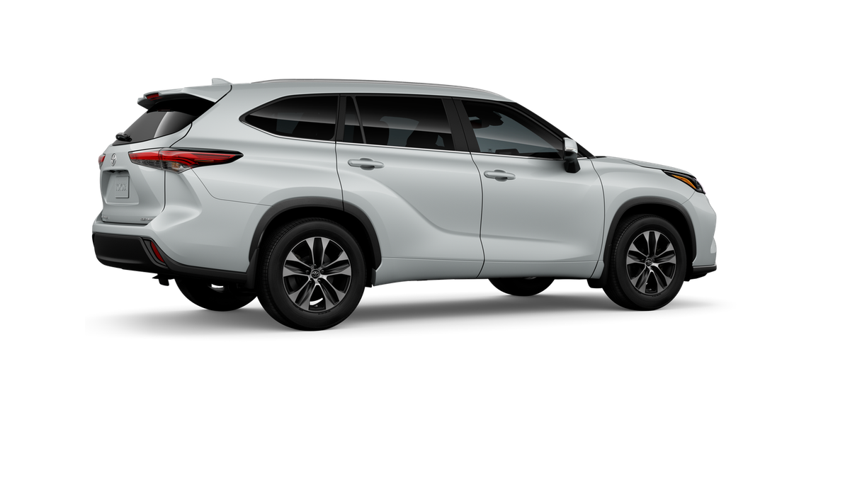 2026 Toyota Highlander XLE