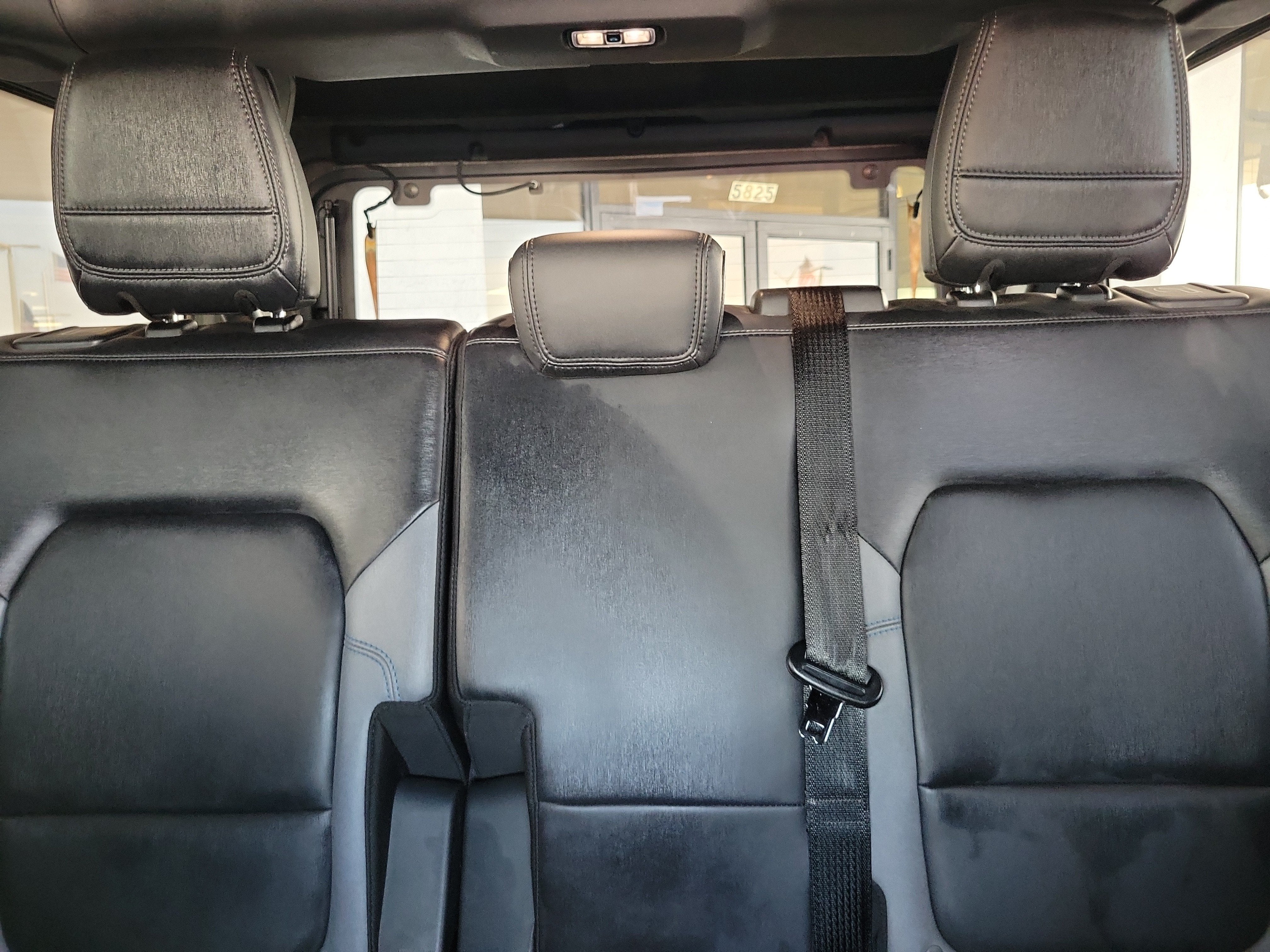 2021 Ford Bronco Base