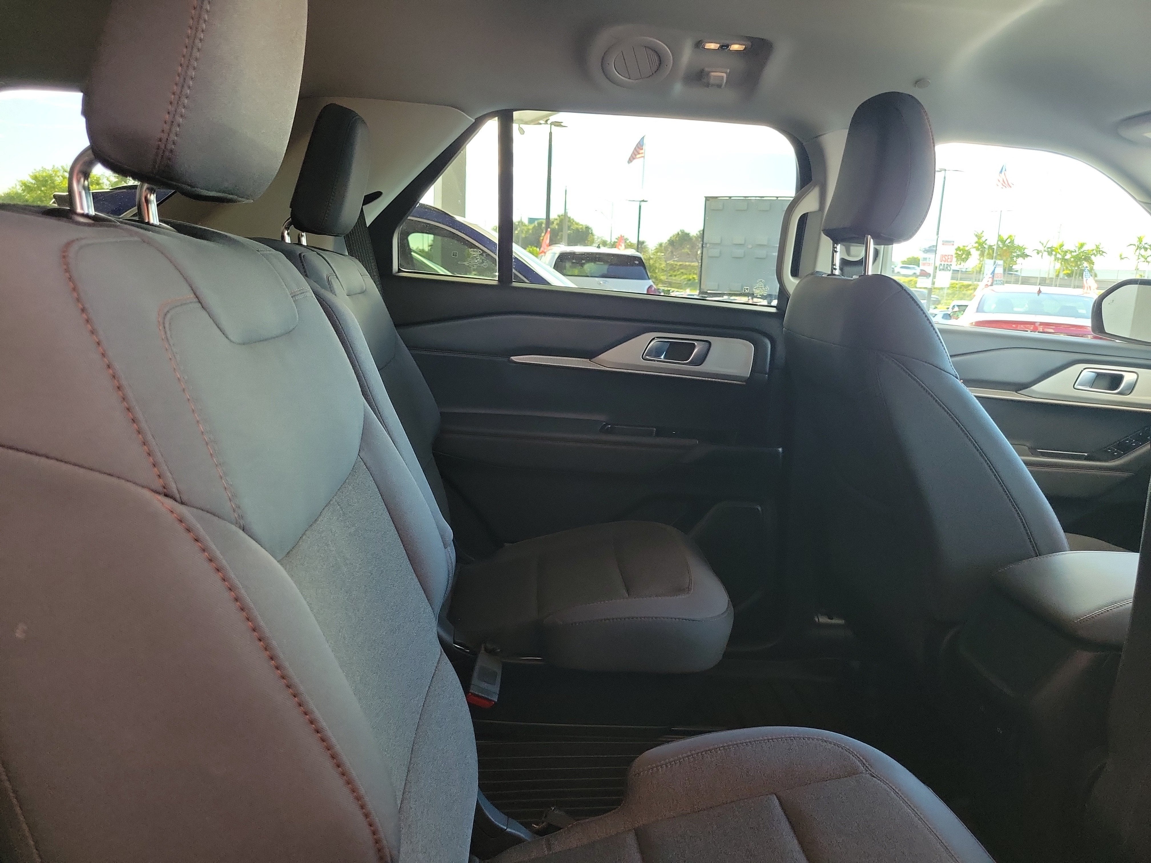 2026 Ford Explorer Active w/100A Pkg