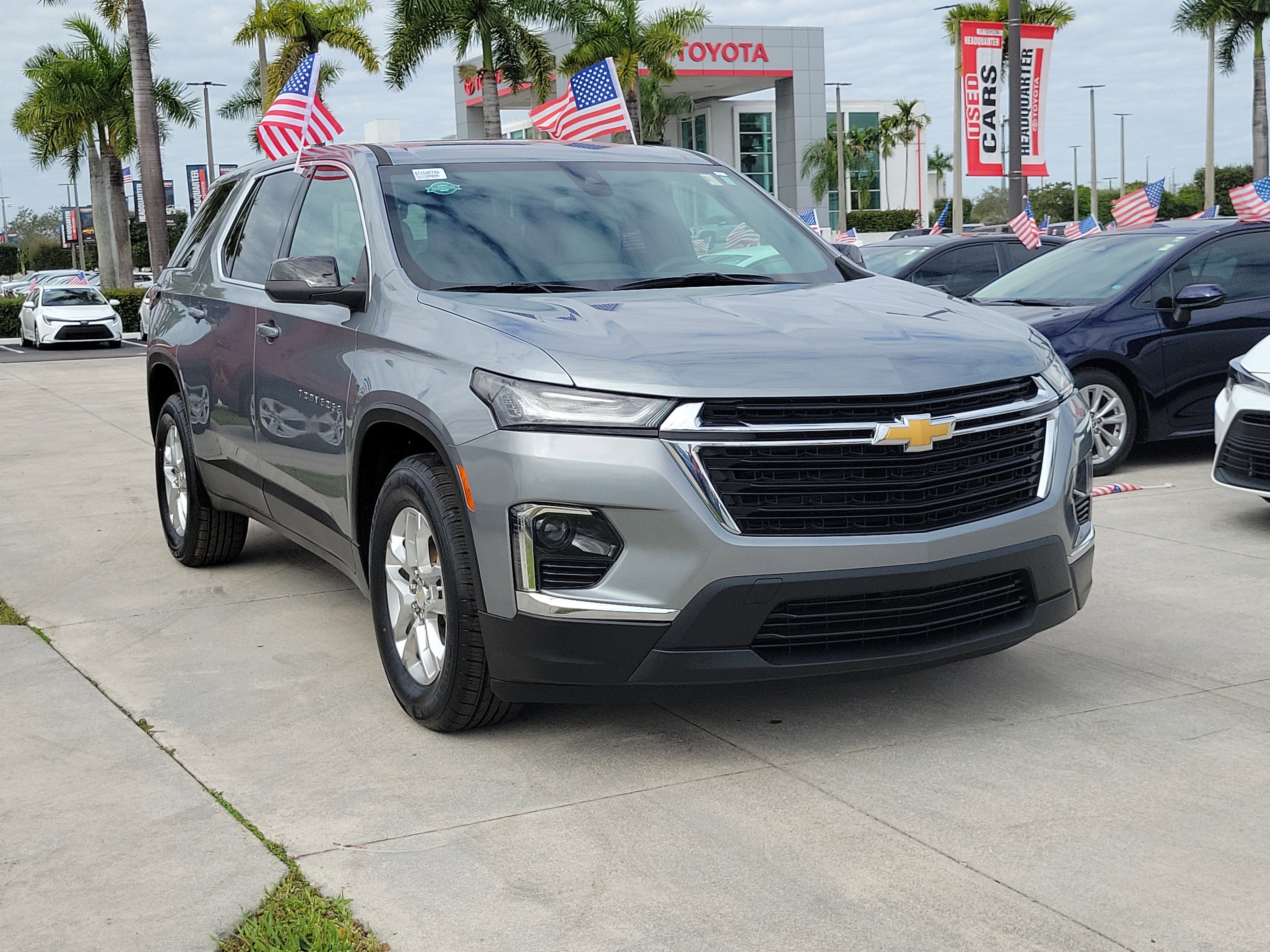 2023 Chevrolet Traverse LS