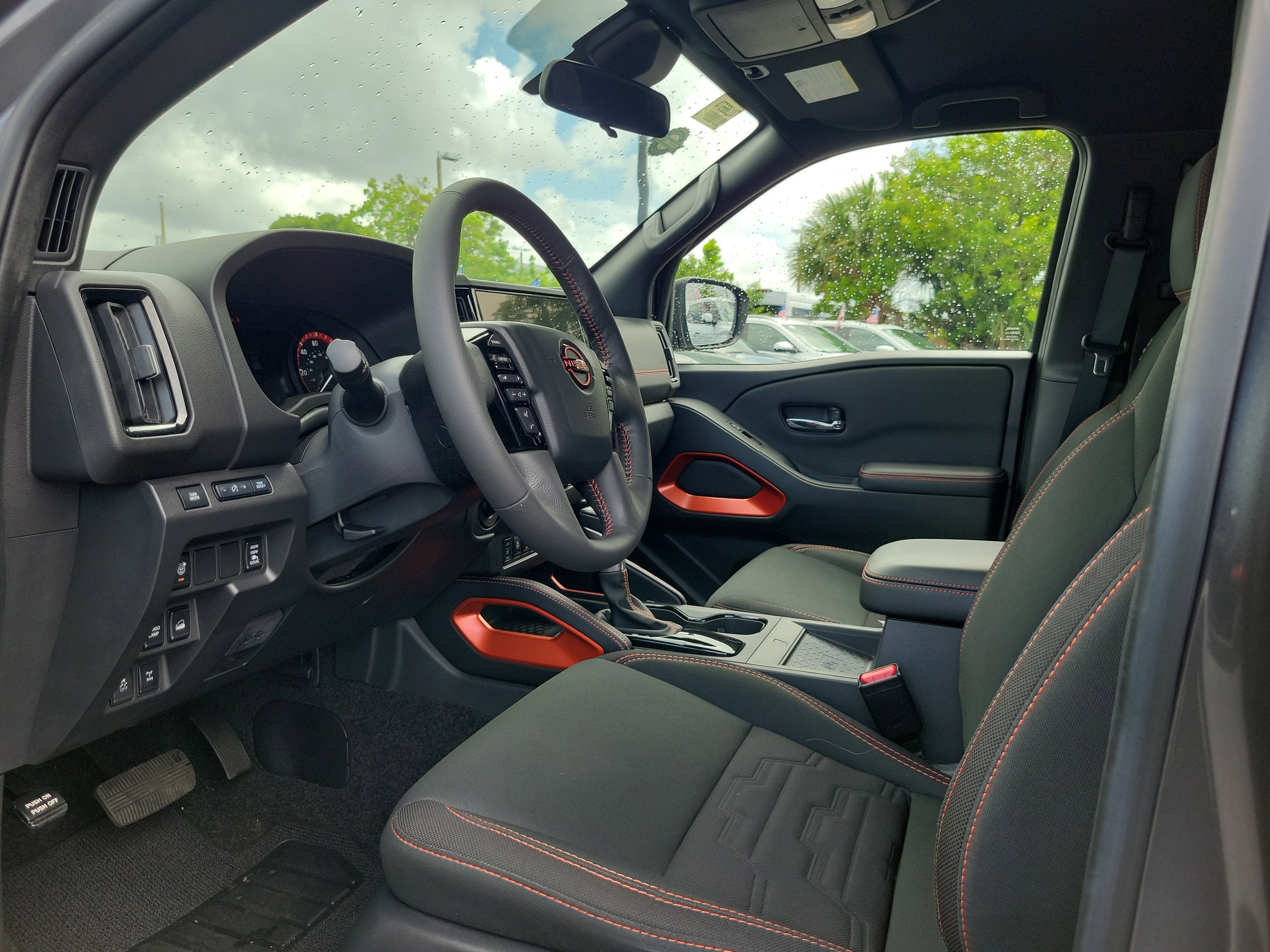 2025 Nissan Frontier PRO-4X