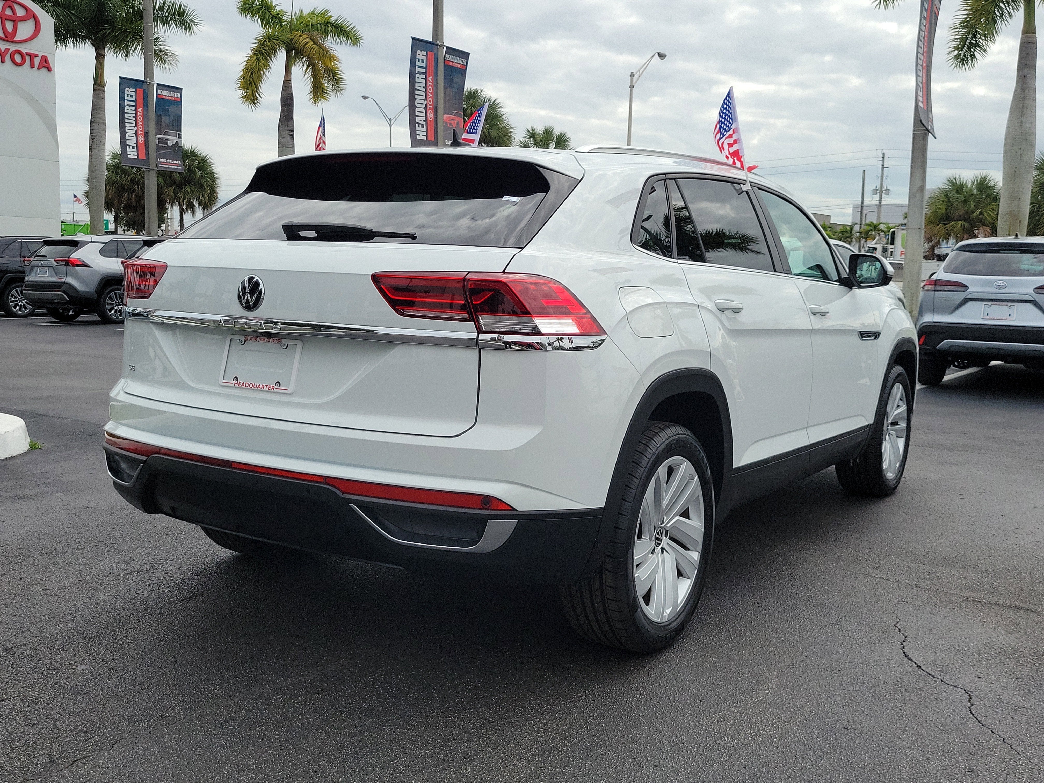 2023 Volkswagen Atlas Cross Sport 2.0T SE w/Technology