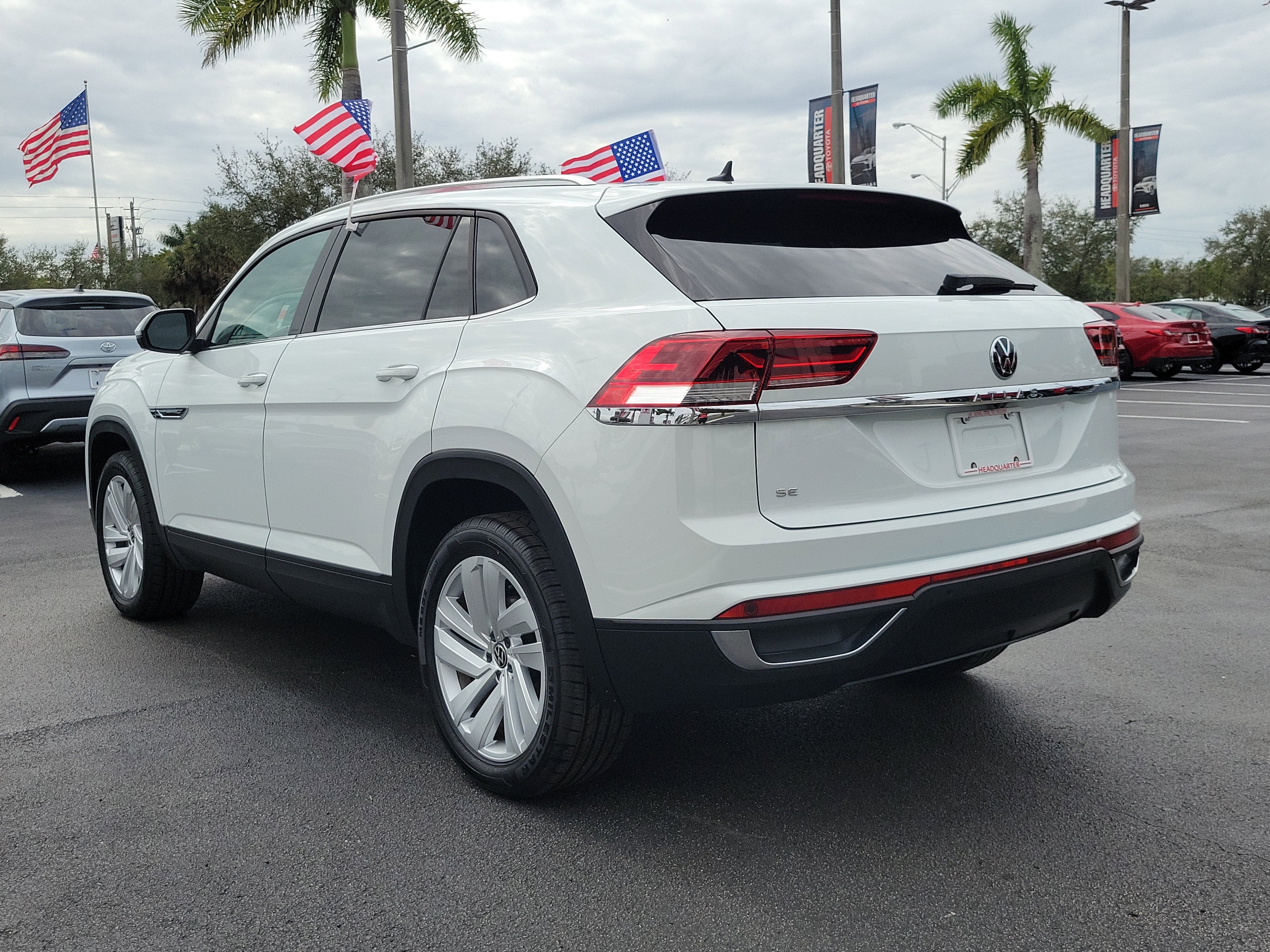 2023 Volkswagen Atlas Cross Sport 2.0T SE w/Technology