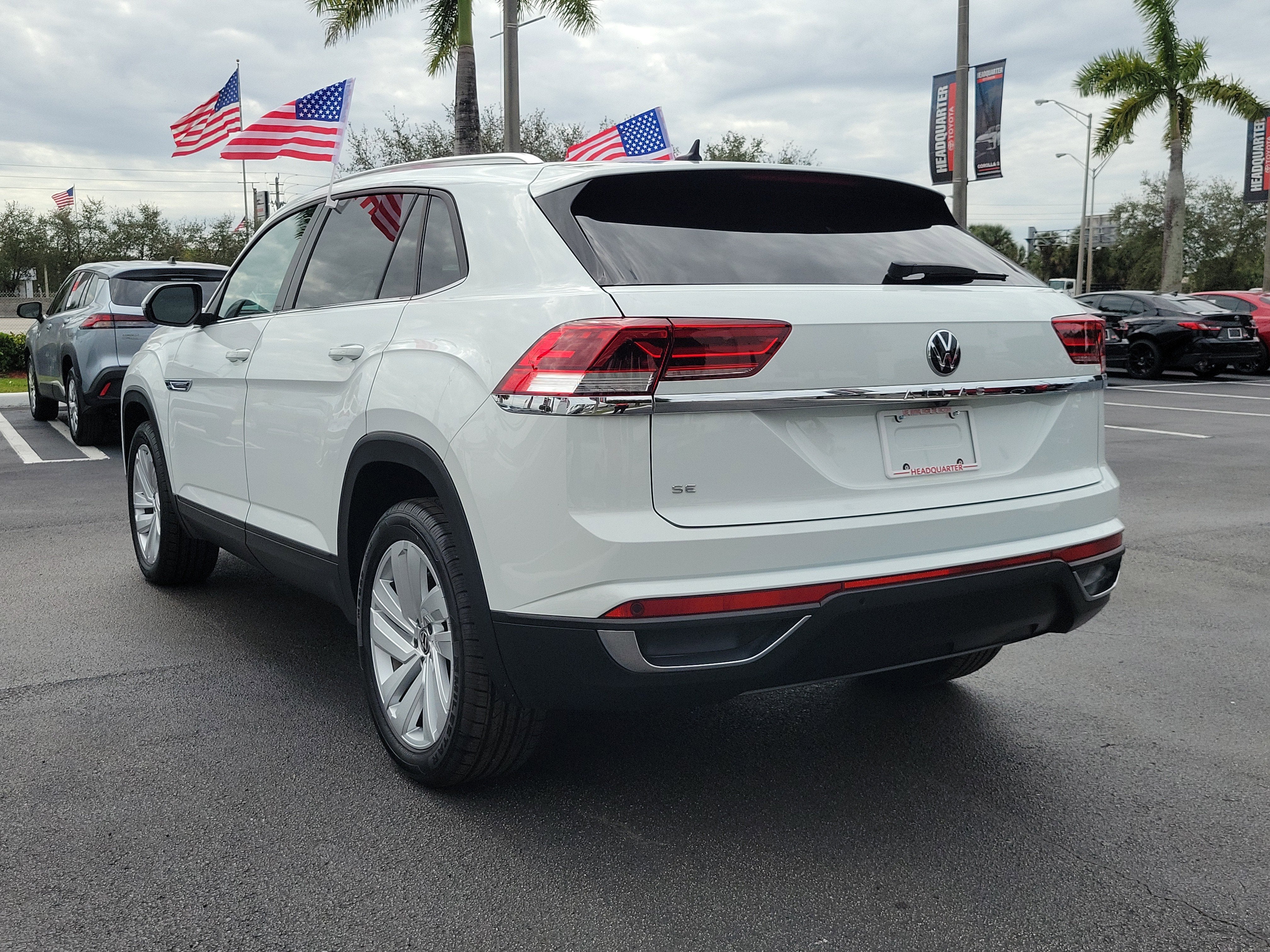 2023 Volkswagen Atlas Cross Sport 2.0T SE w/Technology