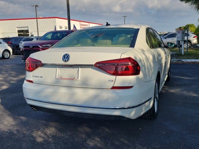 2018 Volkswagen Passat 2.0T SE