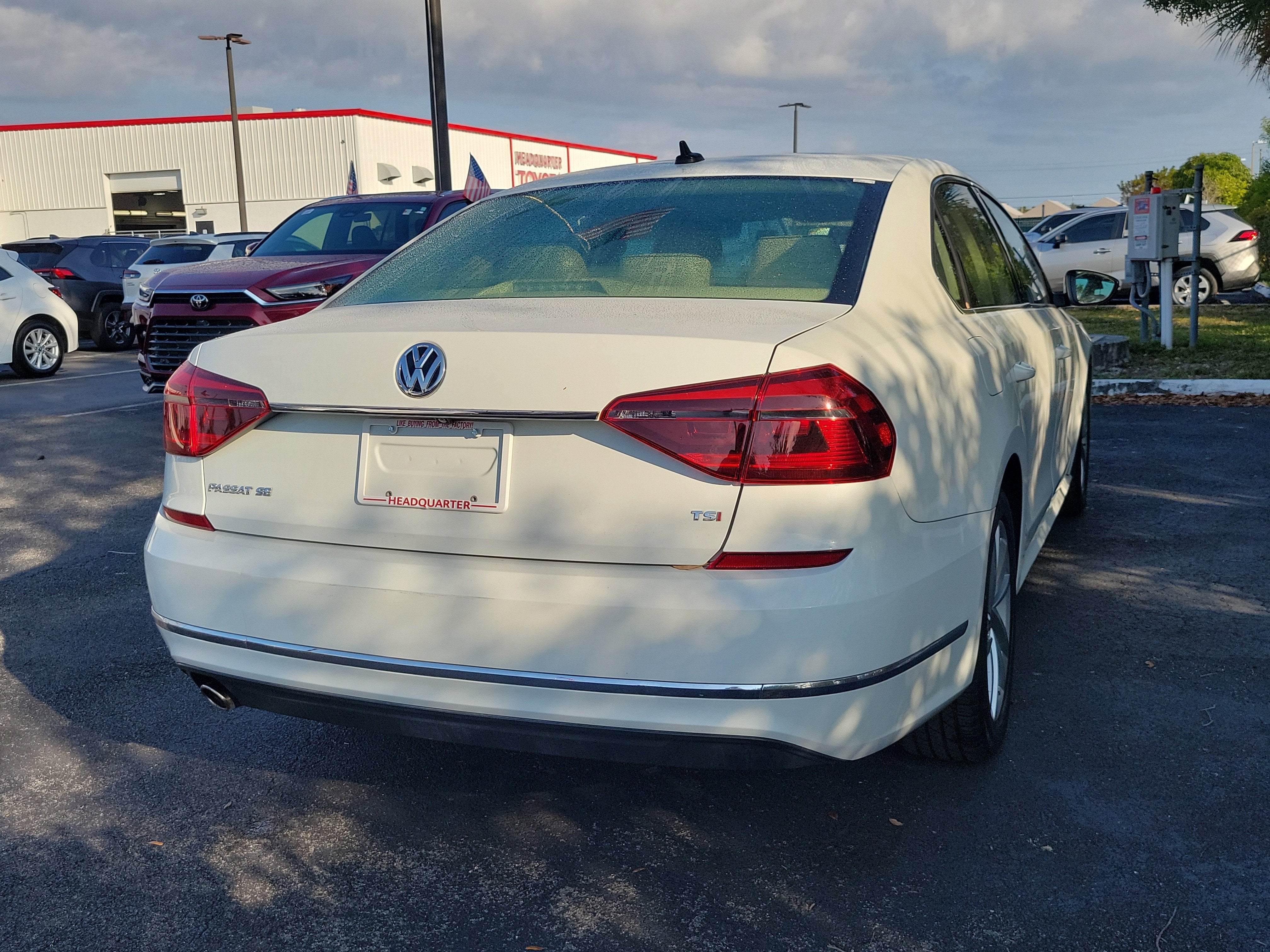 2018 Volkswagen Passat 2.0T SE