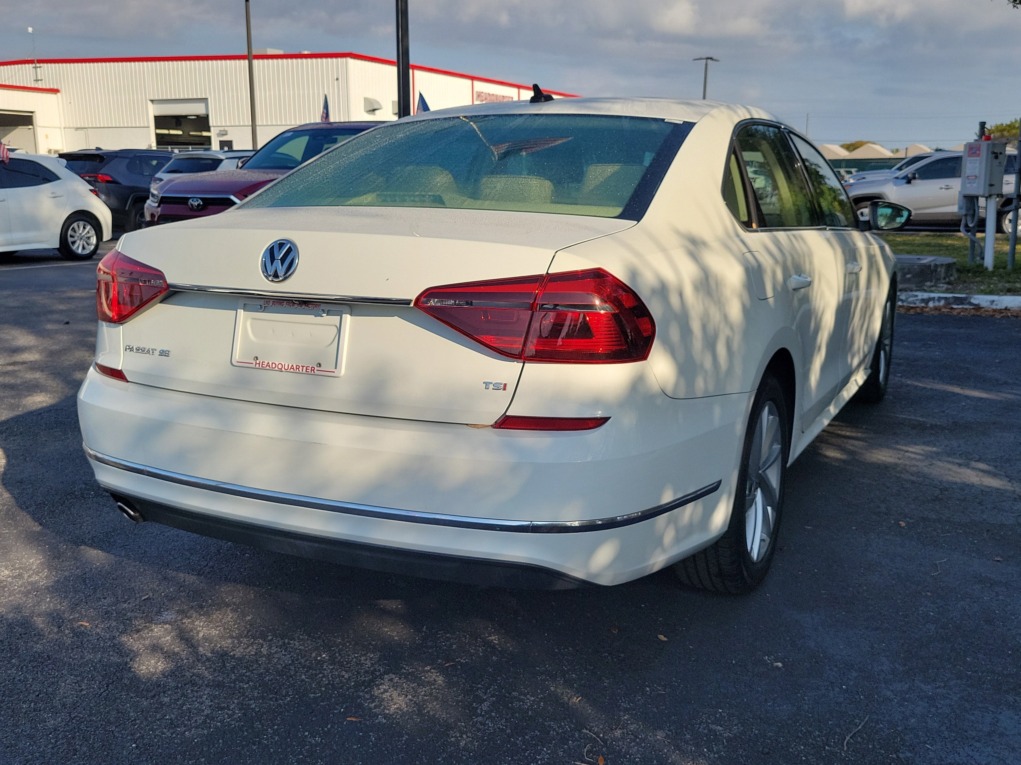 2018 Volkswagen Passat 2.0T SE