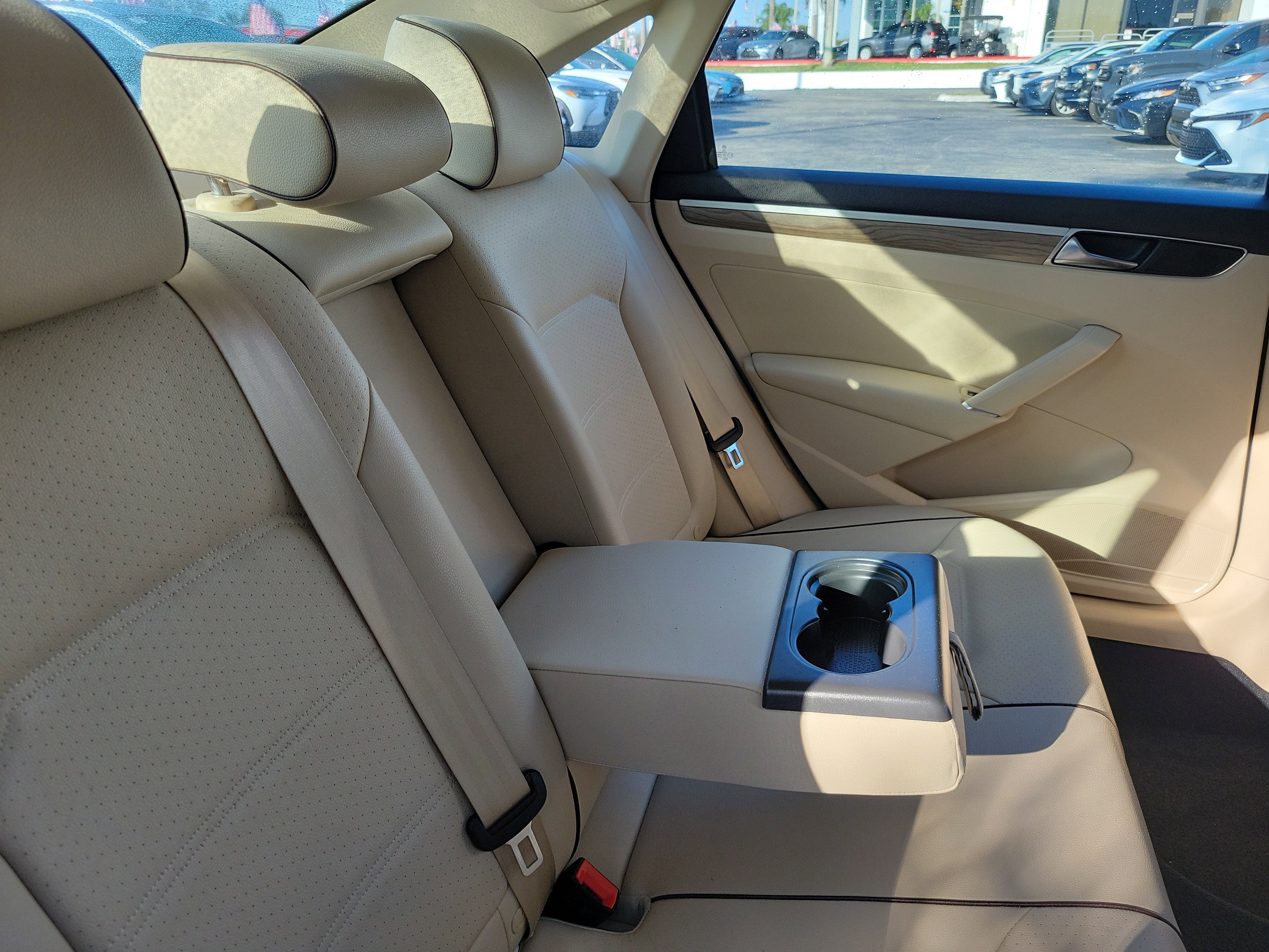 2018 Volkswagen Passat 2.0T SE