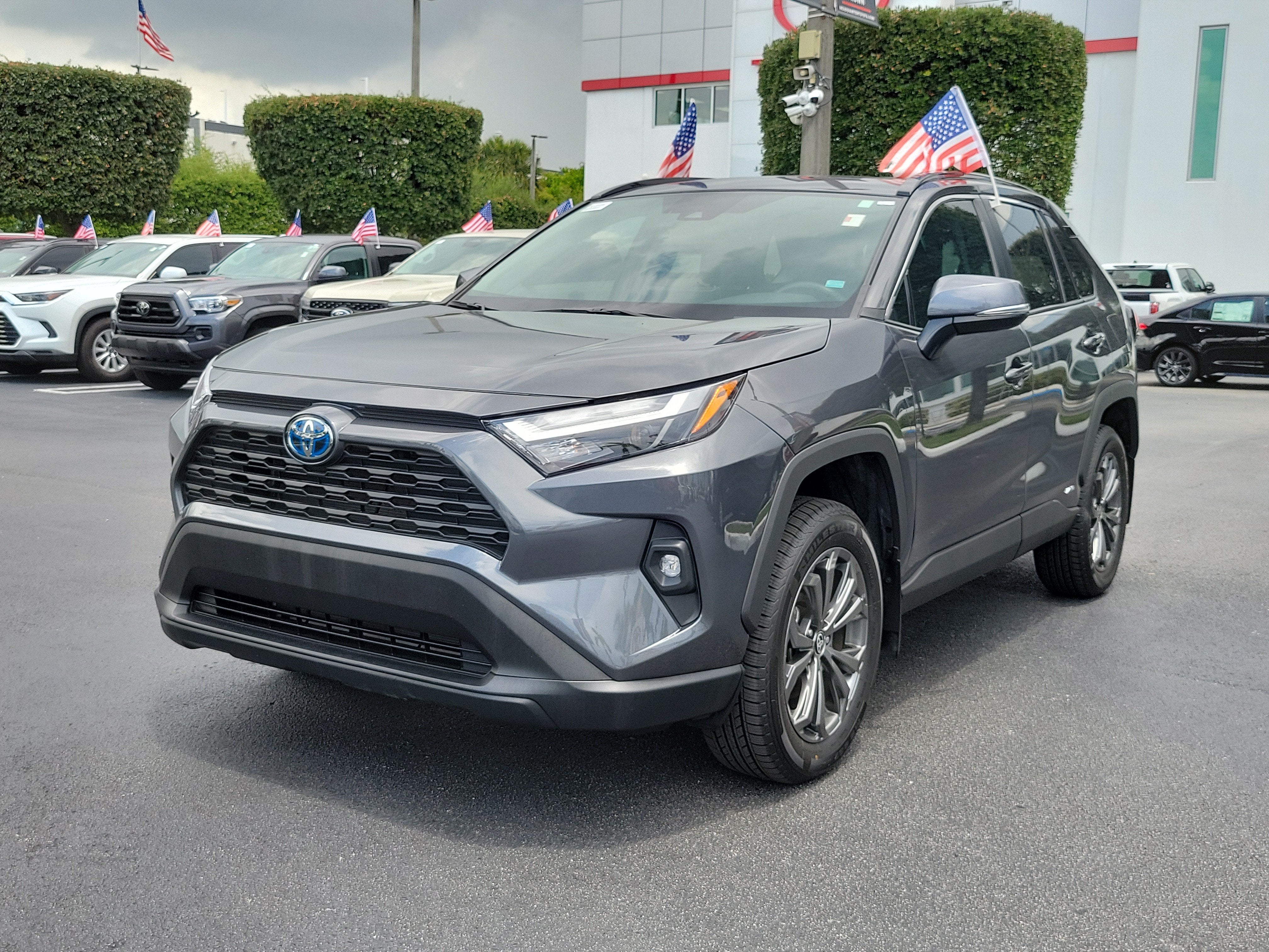 2024 Toyota RAV4 Hybrid XLE Premium