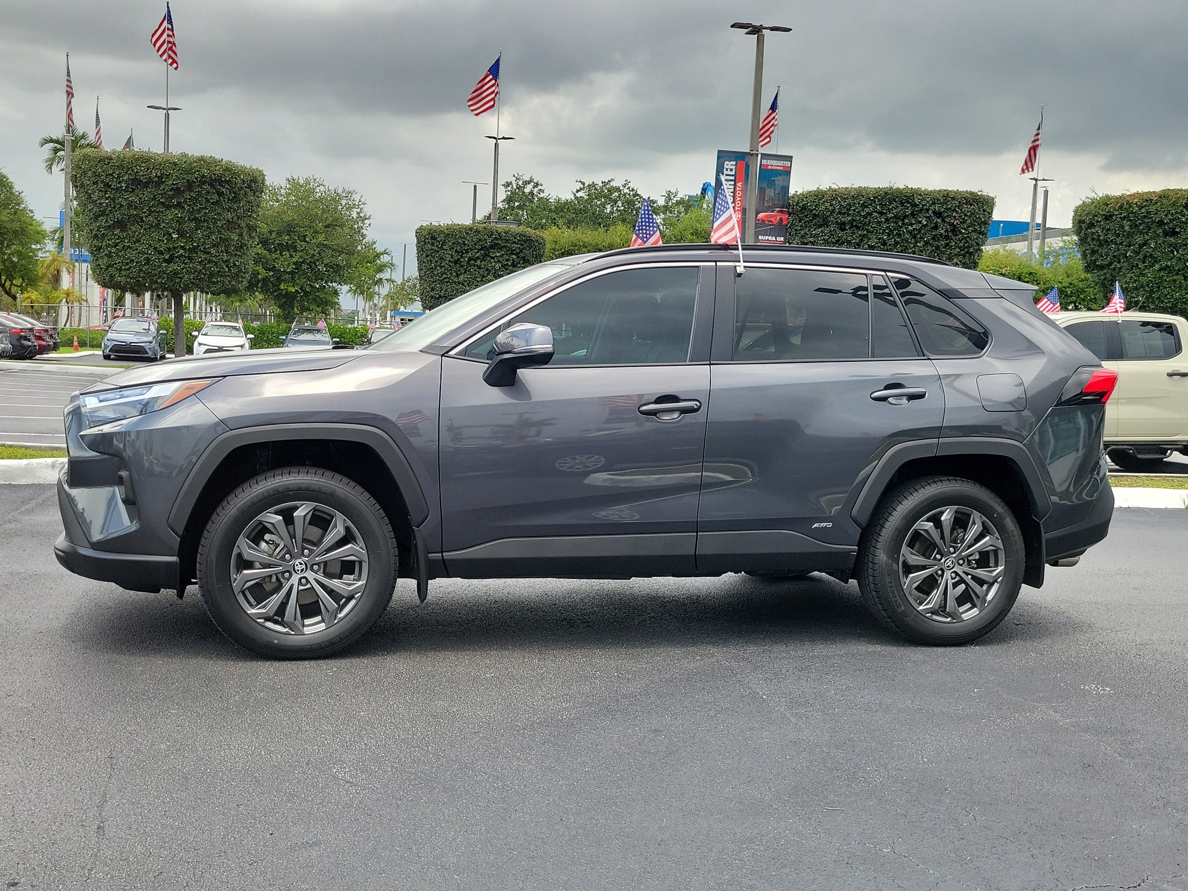 2024 Toyota RAV4 Hybrid XLE Premium