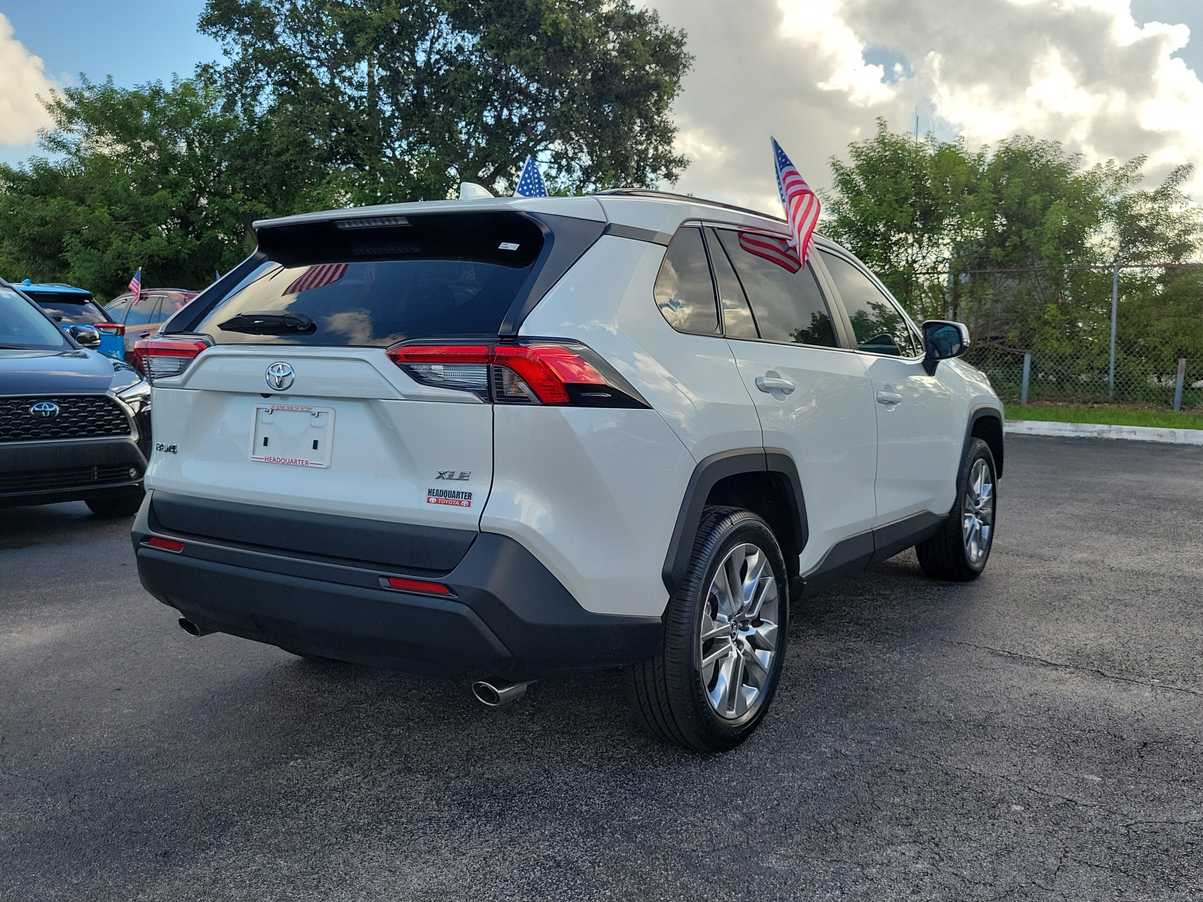2025 Toyota RAV4 XLE Premium