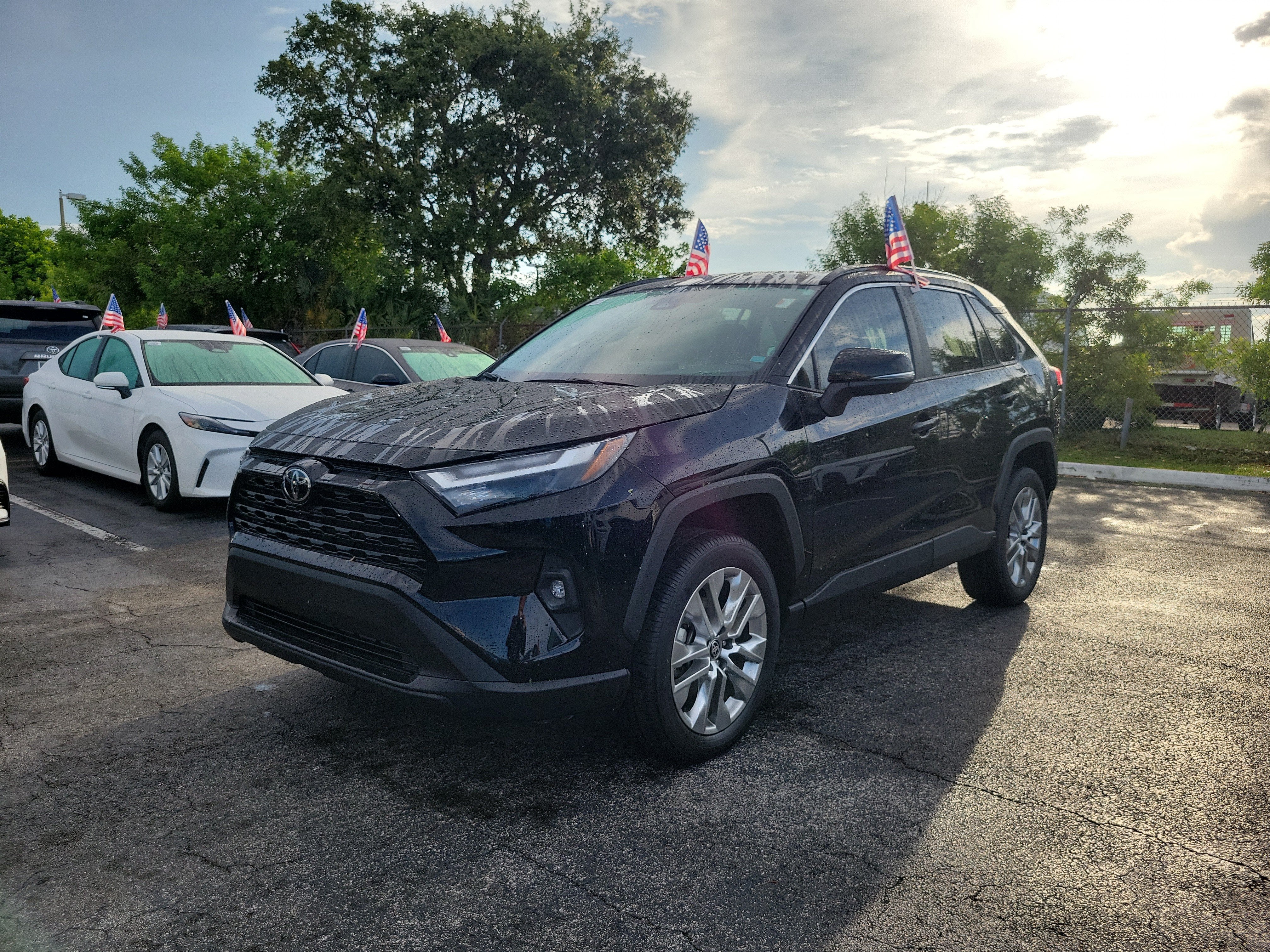 2025 Toyota RAV4 XLE Premium