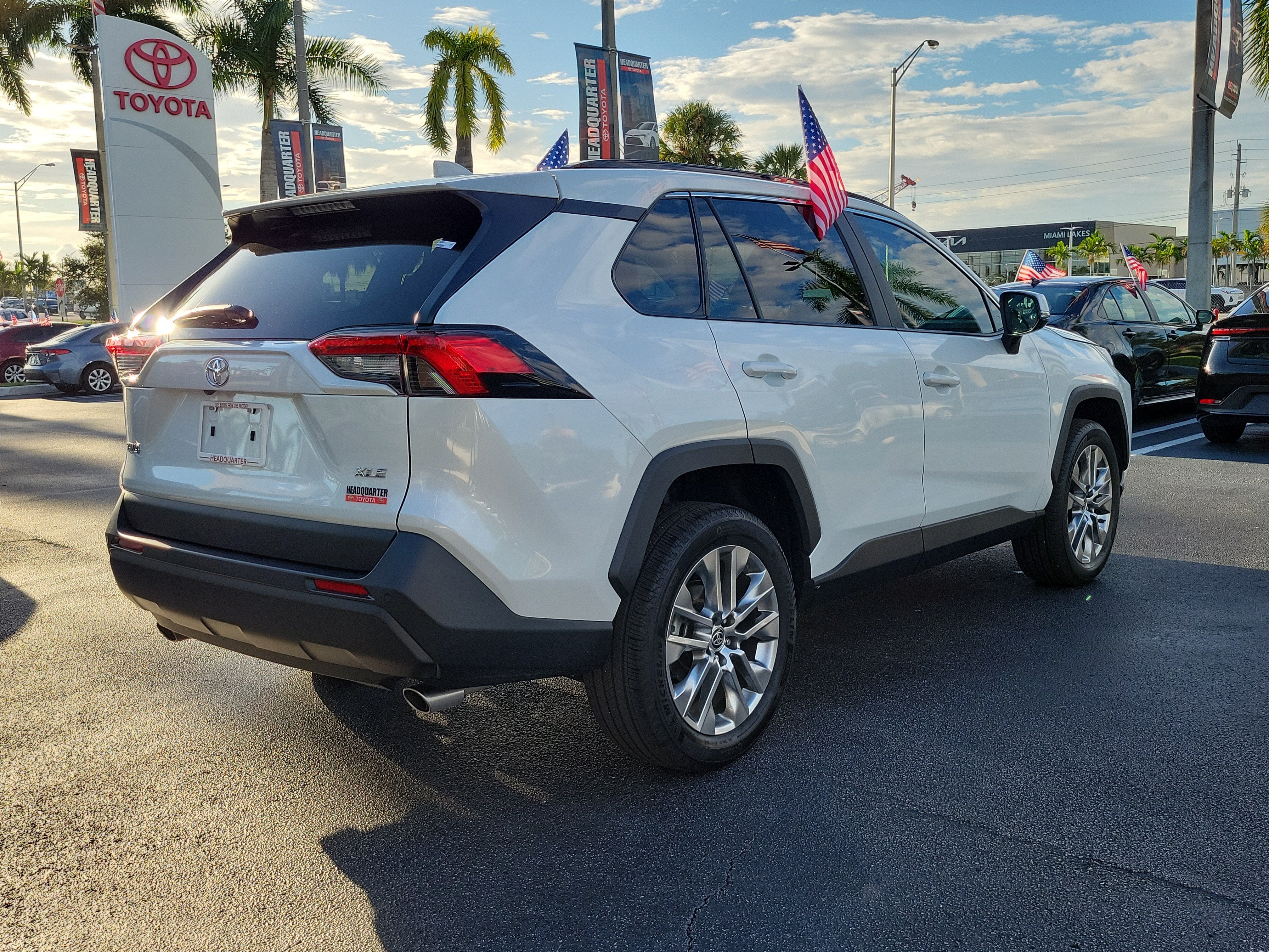 2025 Toyota RAV4 XLE Premium