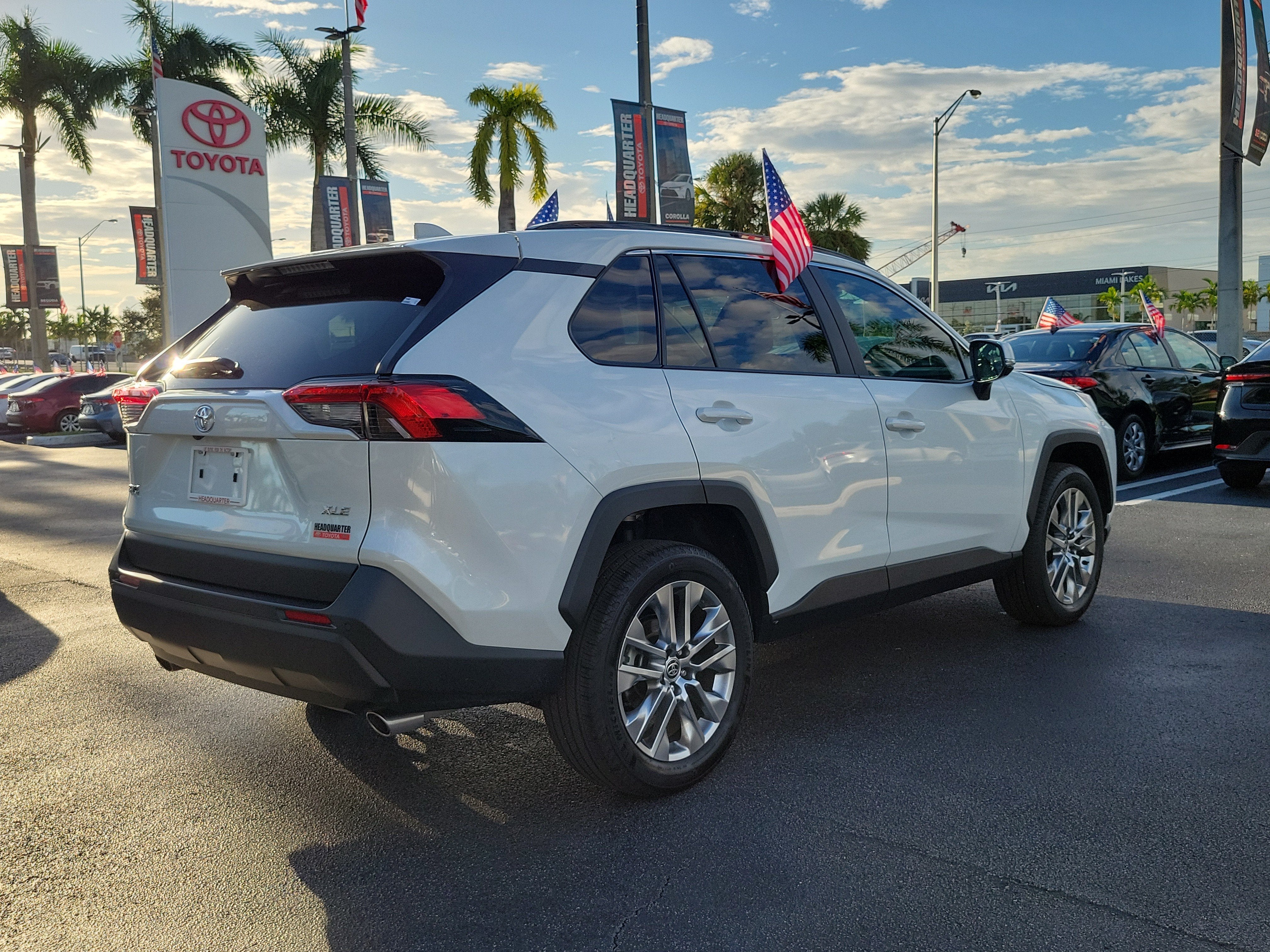 2025 Toyota RAV4 XLE Premium