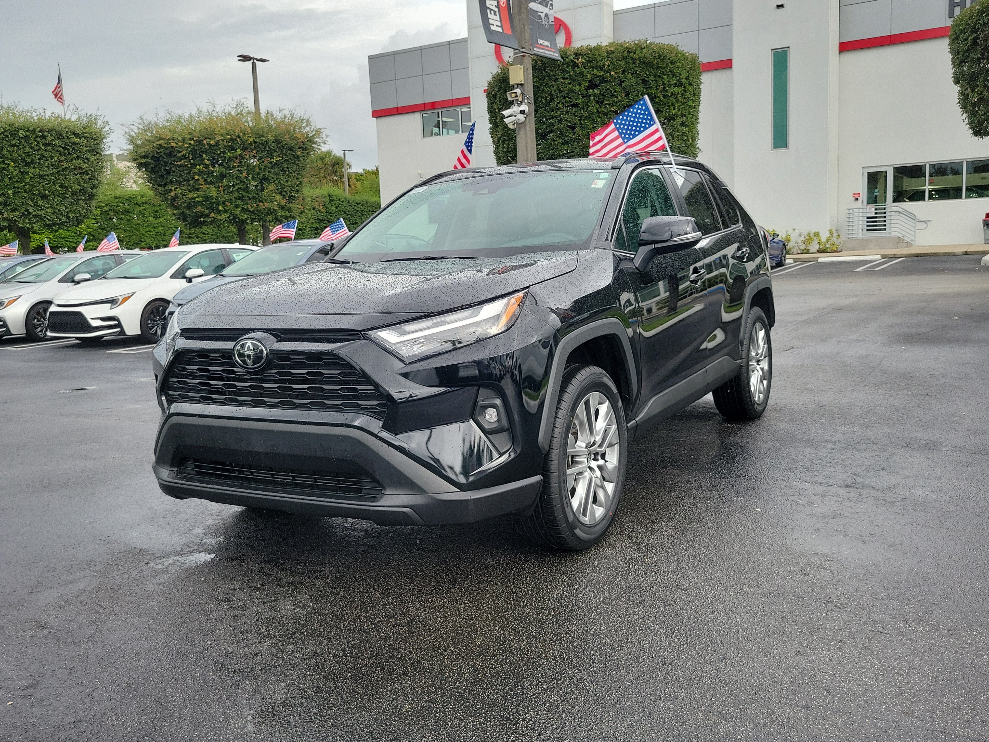 2023 Toyota RAV4 XLE Premium