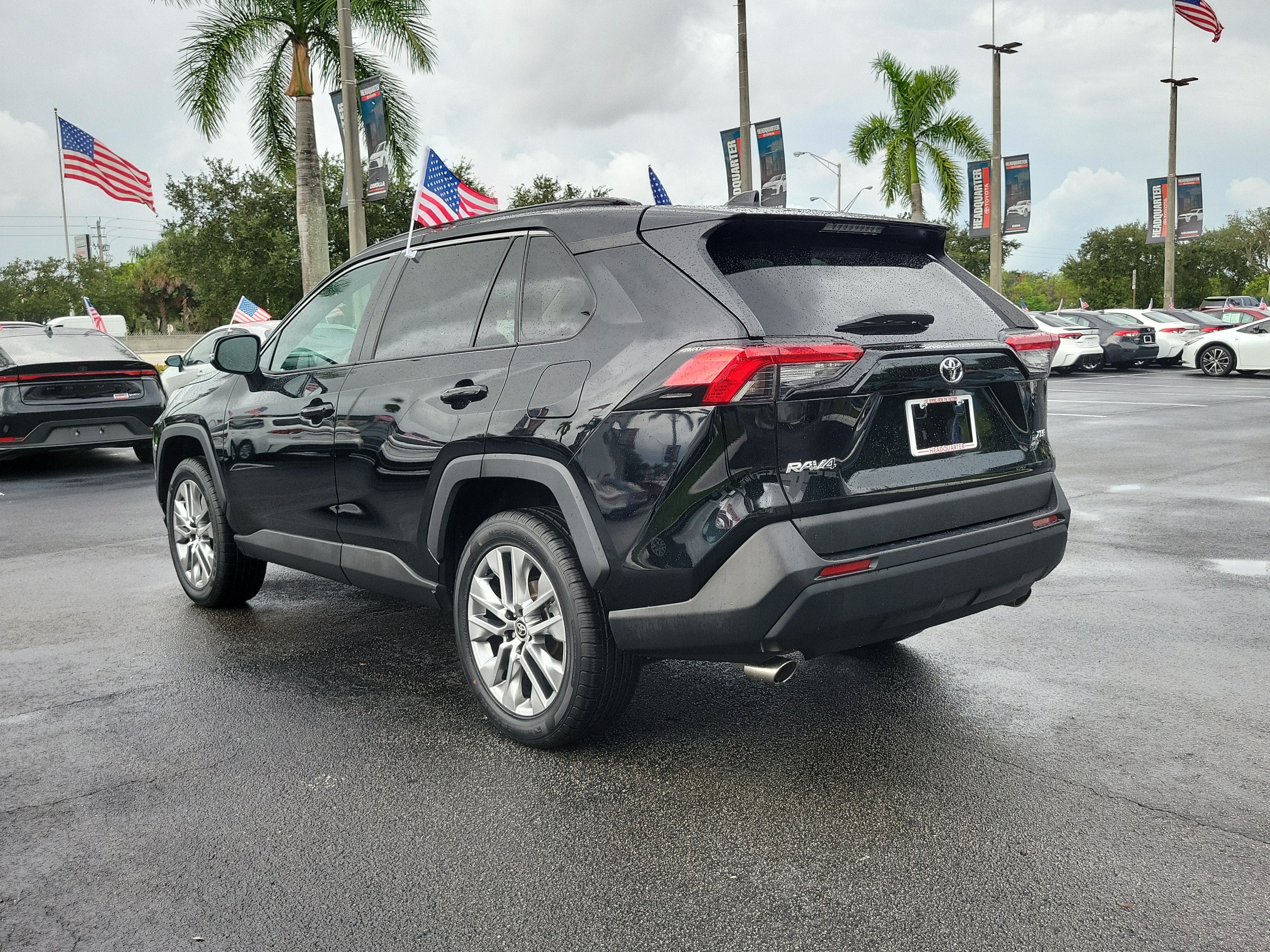 2023 Toyota RAV4 XLE Premium