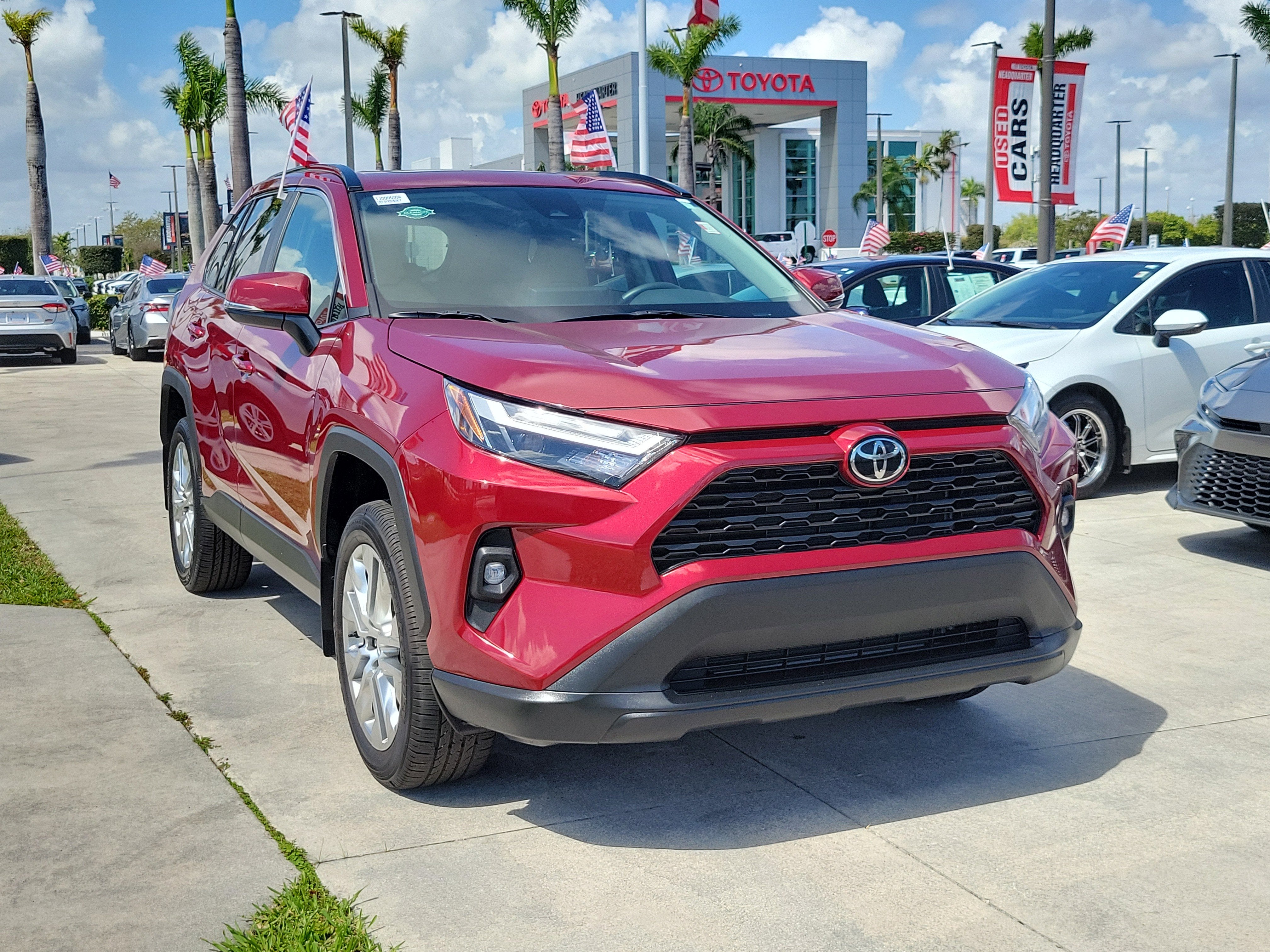 2025 Toyota RAV4 XLE Premium