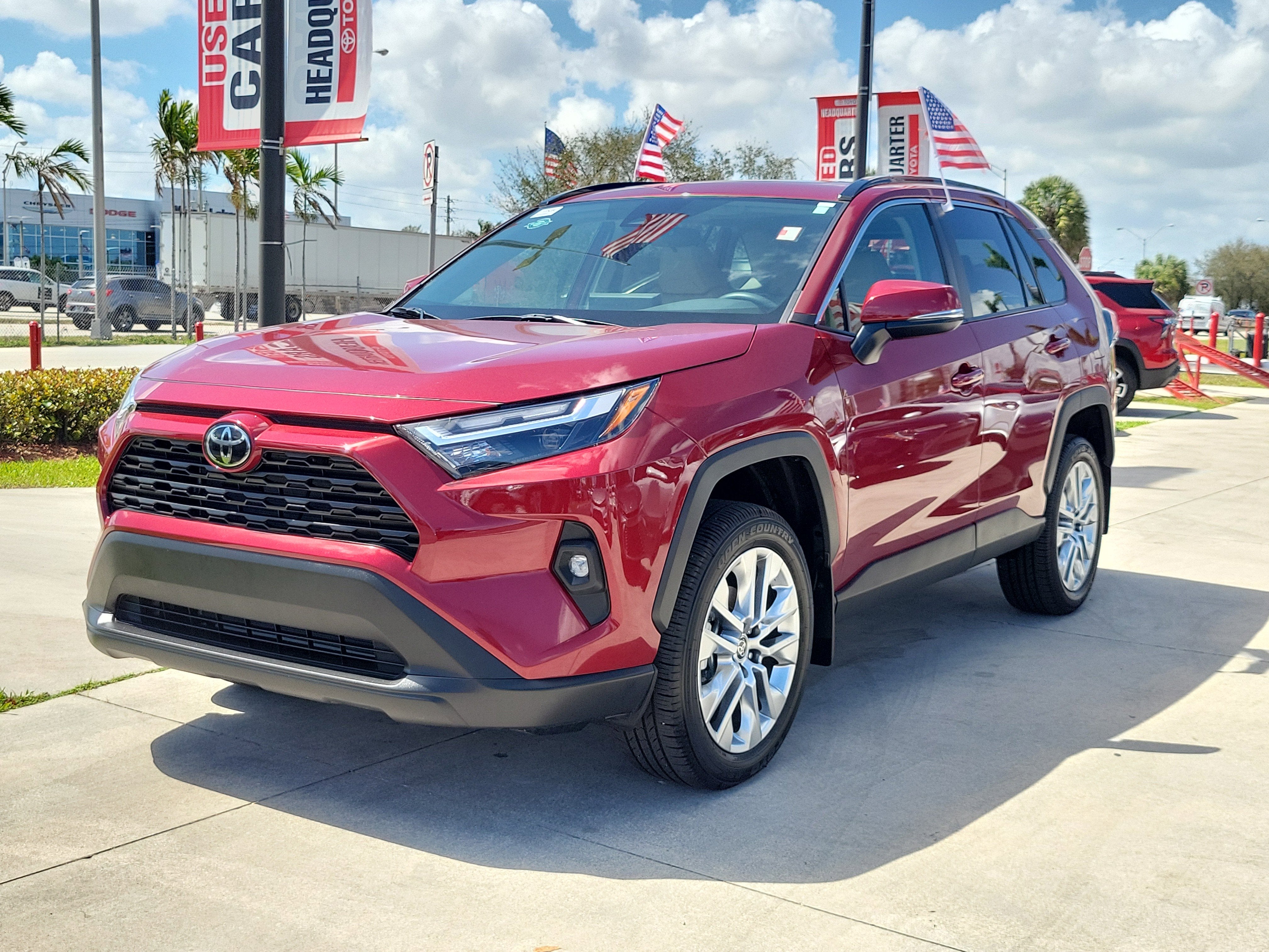 2025 Toyota RAV4 XLE Premium