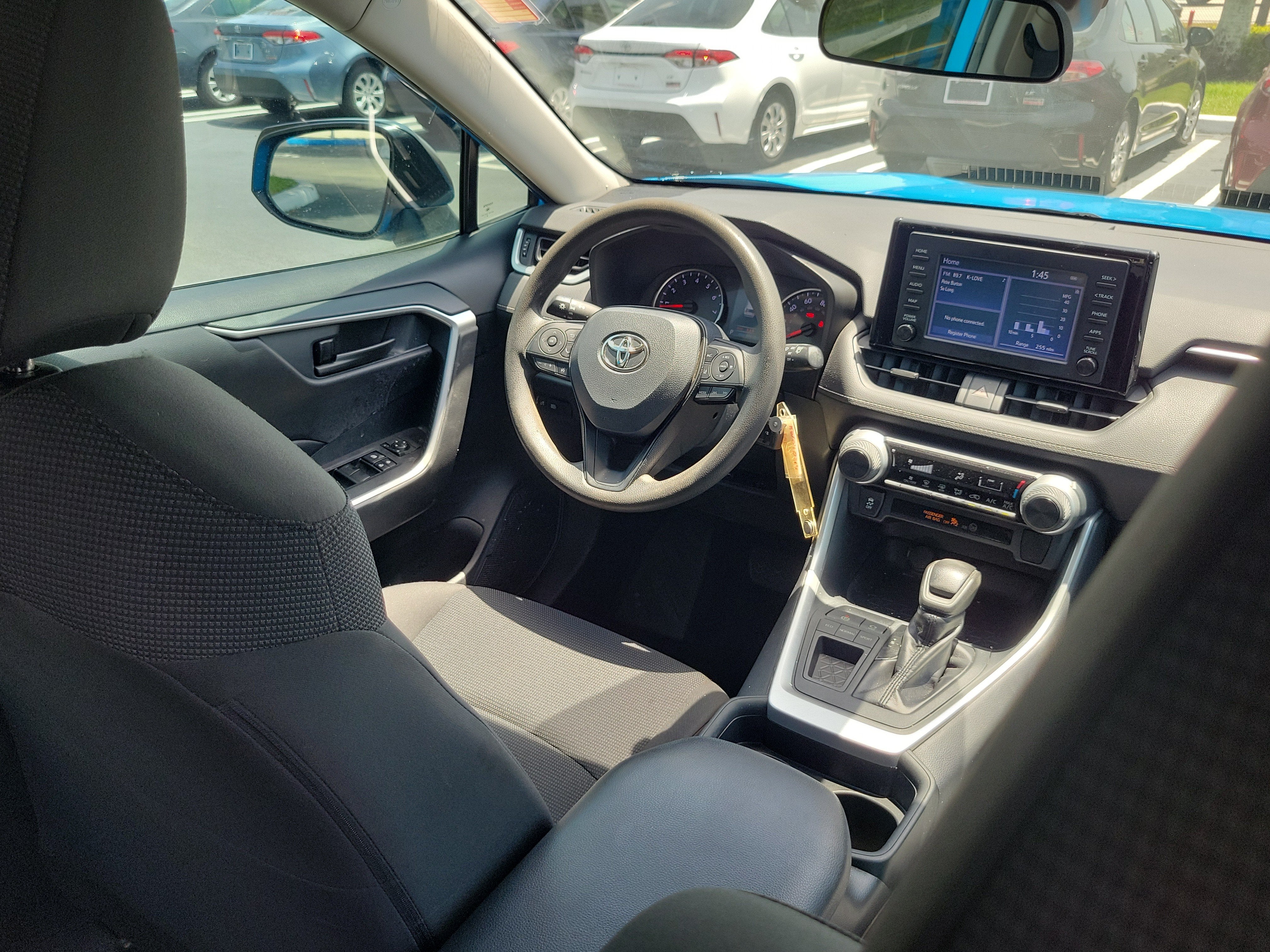 2019 Toyota RAV4 LE