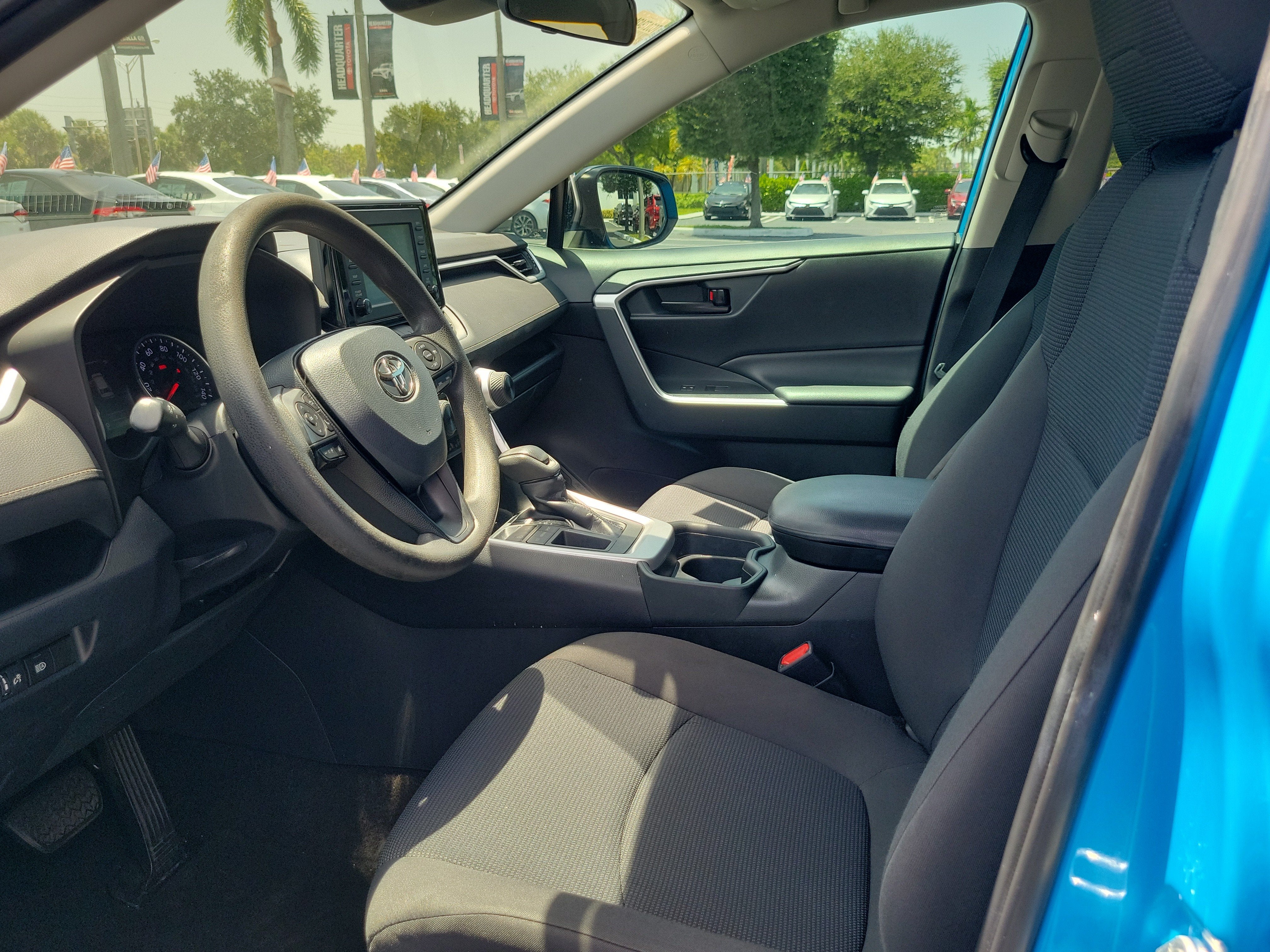 2019 Toyota RAV4 LE