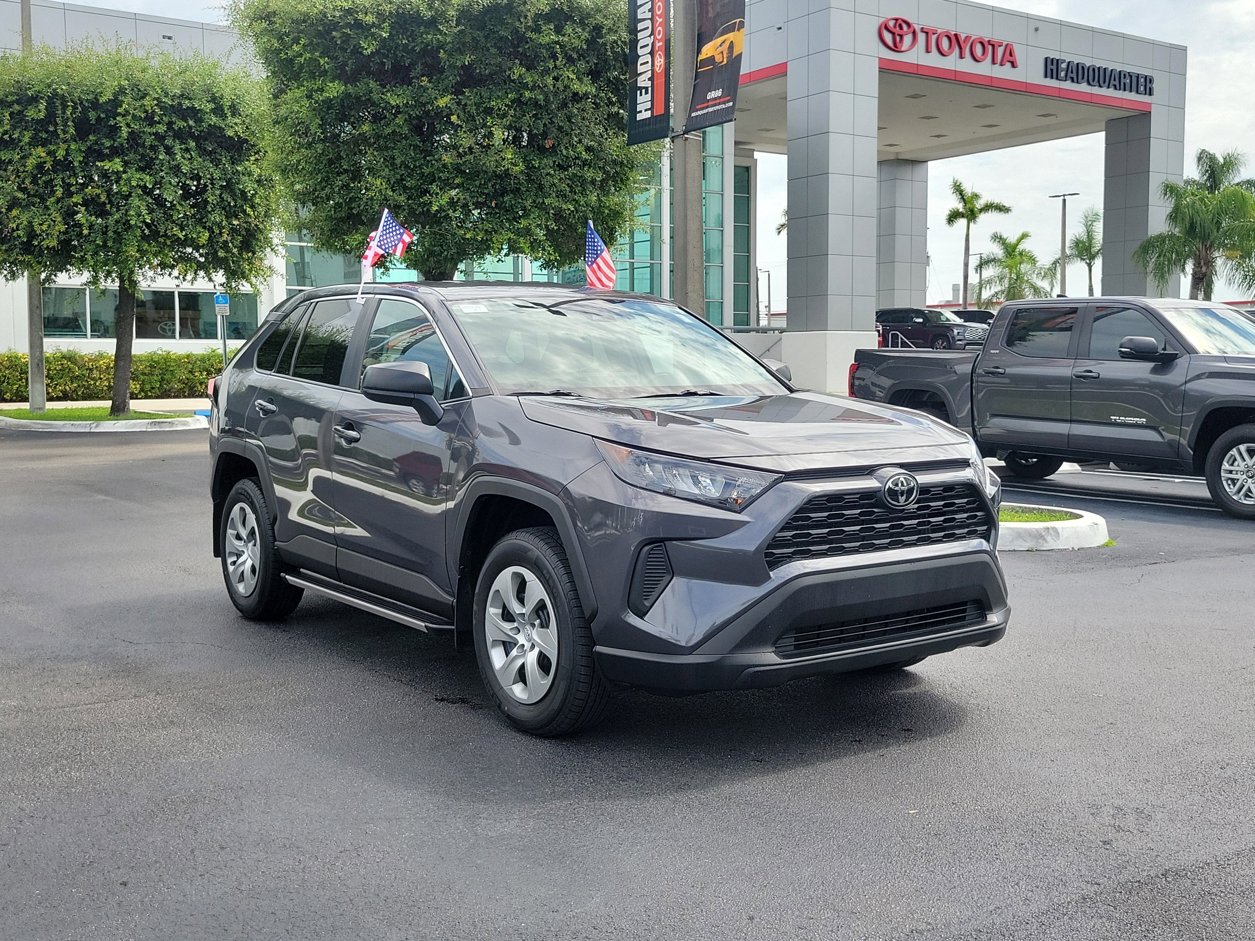 2022 Toyota RAV4 LE