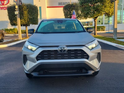 2024 Toyota RAV4 LE