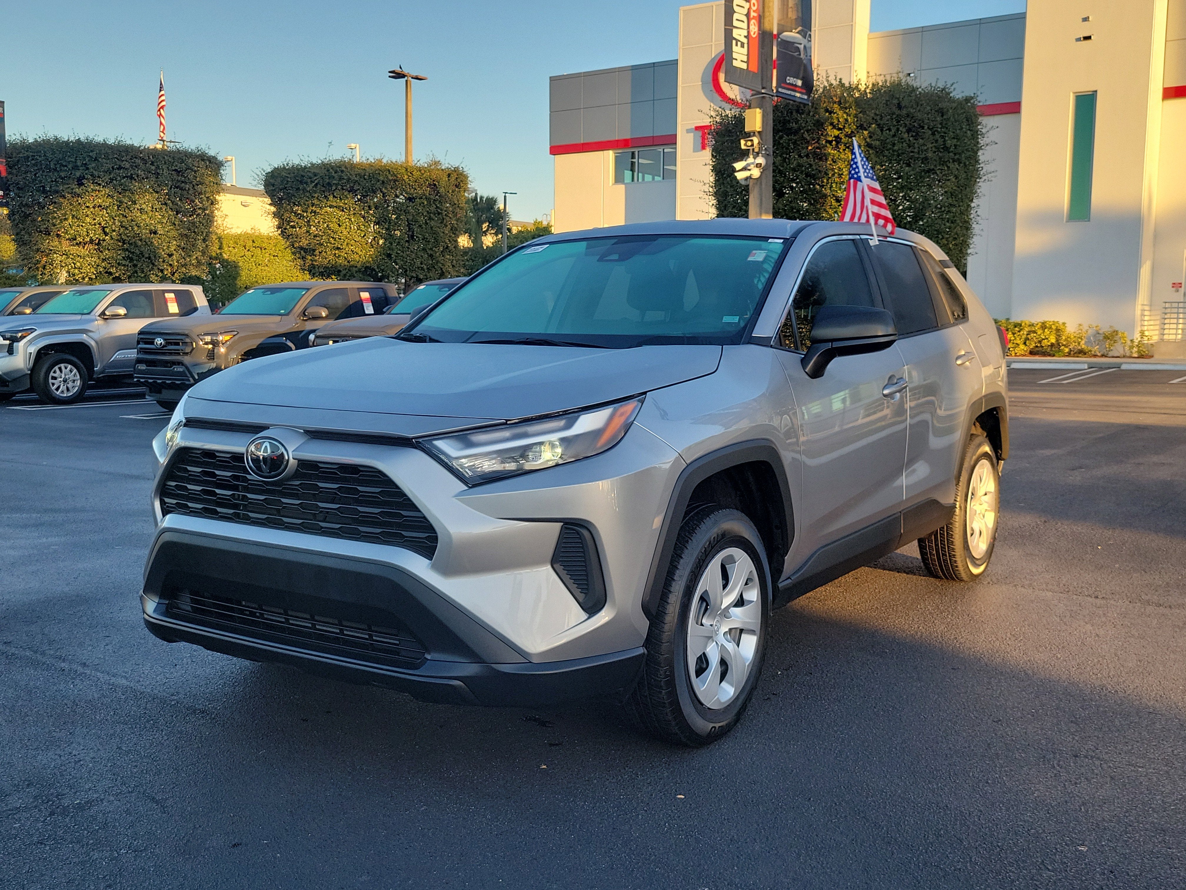 2024 Toyota RAV4 LE