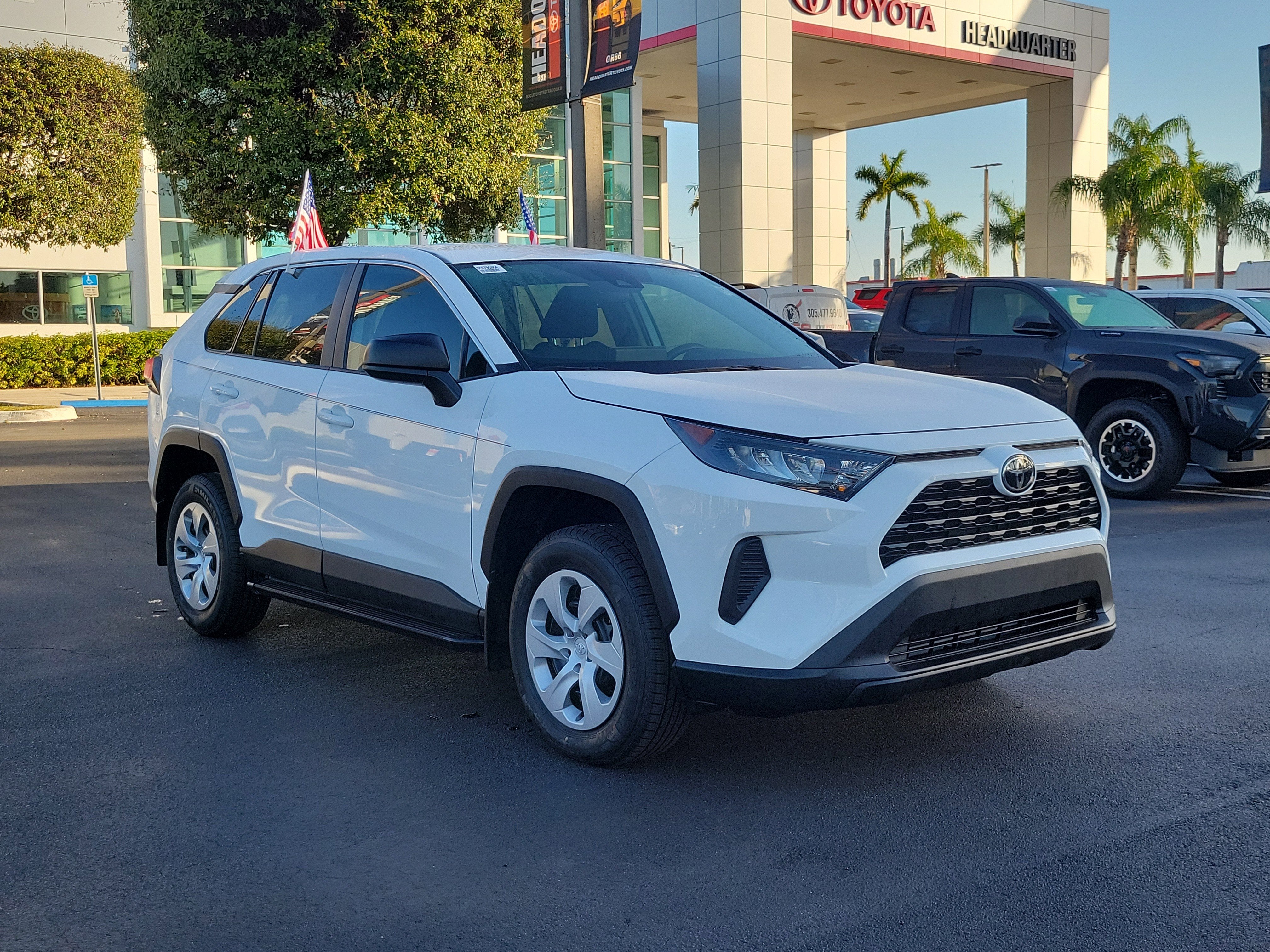 2022 Toyota RAV4 LE