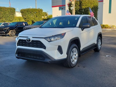 2022 Toyota RAV4 LE