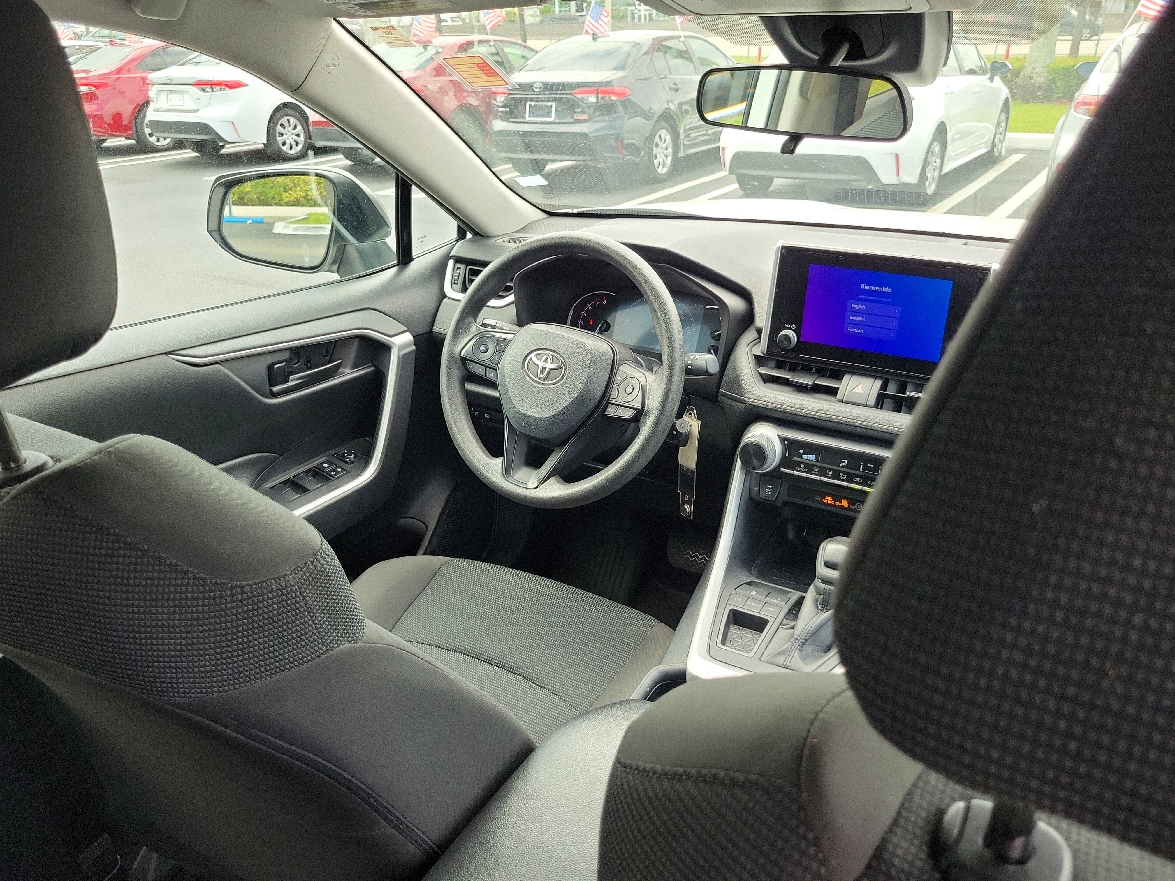 2024 Toyota RAV4 LE