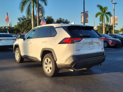 2024 Toyota RAV4 LE