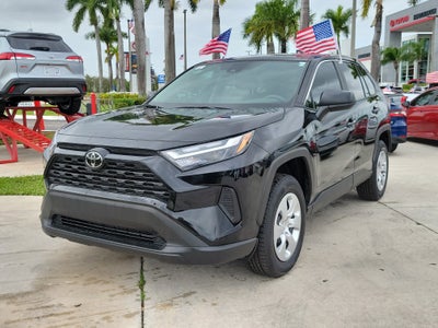 2025 Toyota RAV4 LE
