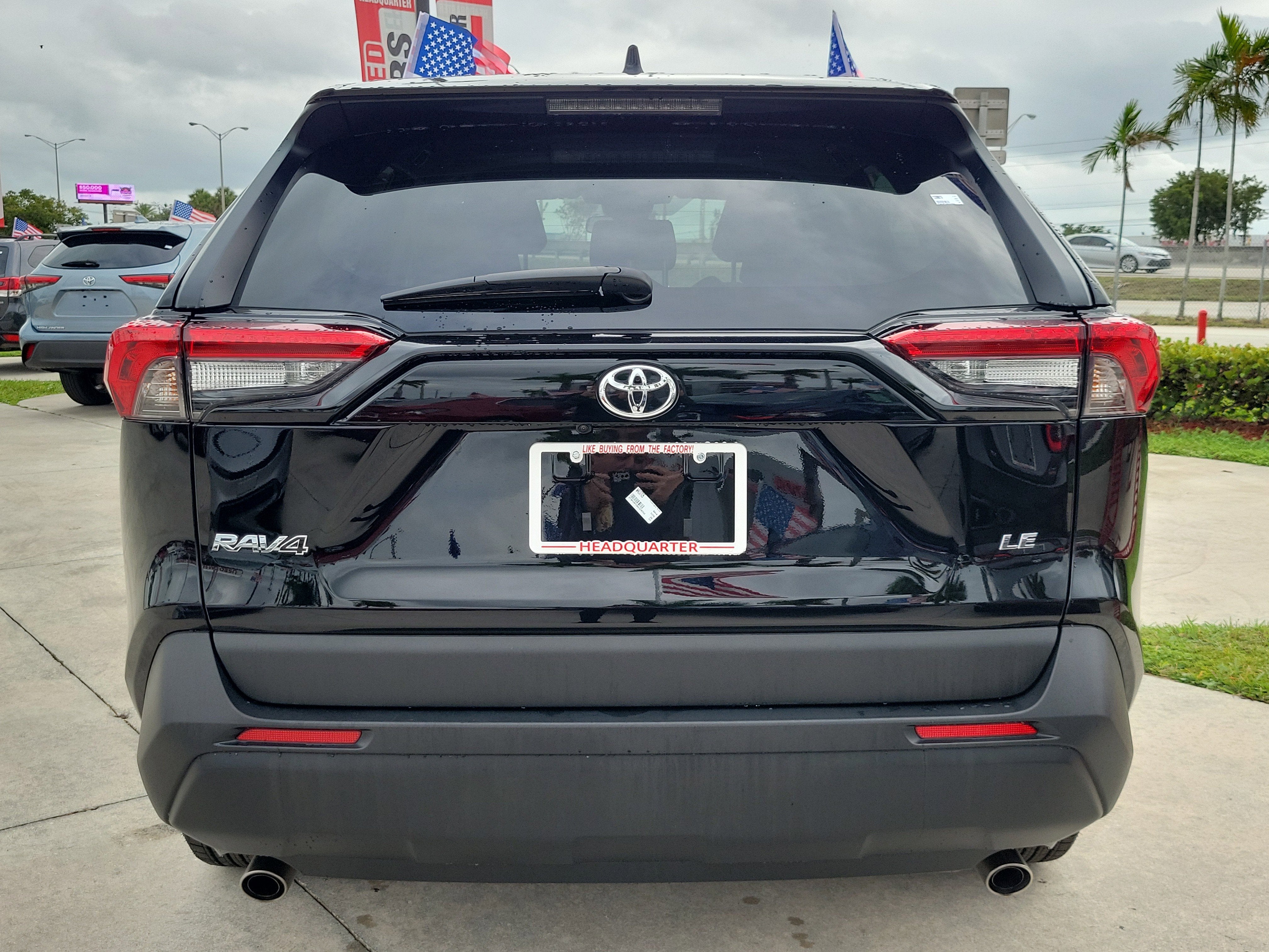 2025 Toyota RAV4 LE
