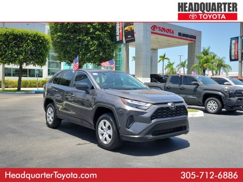 2025 Toyota RAV4 LE