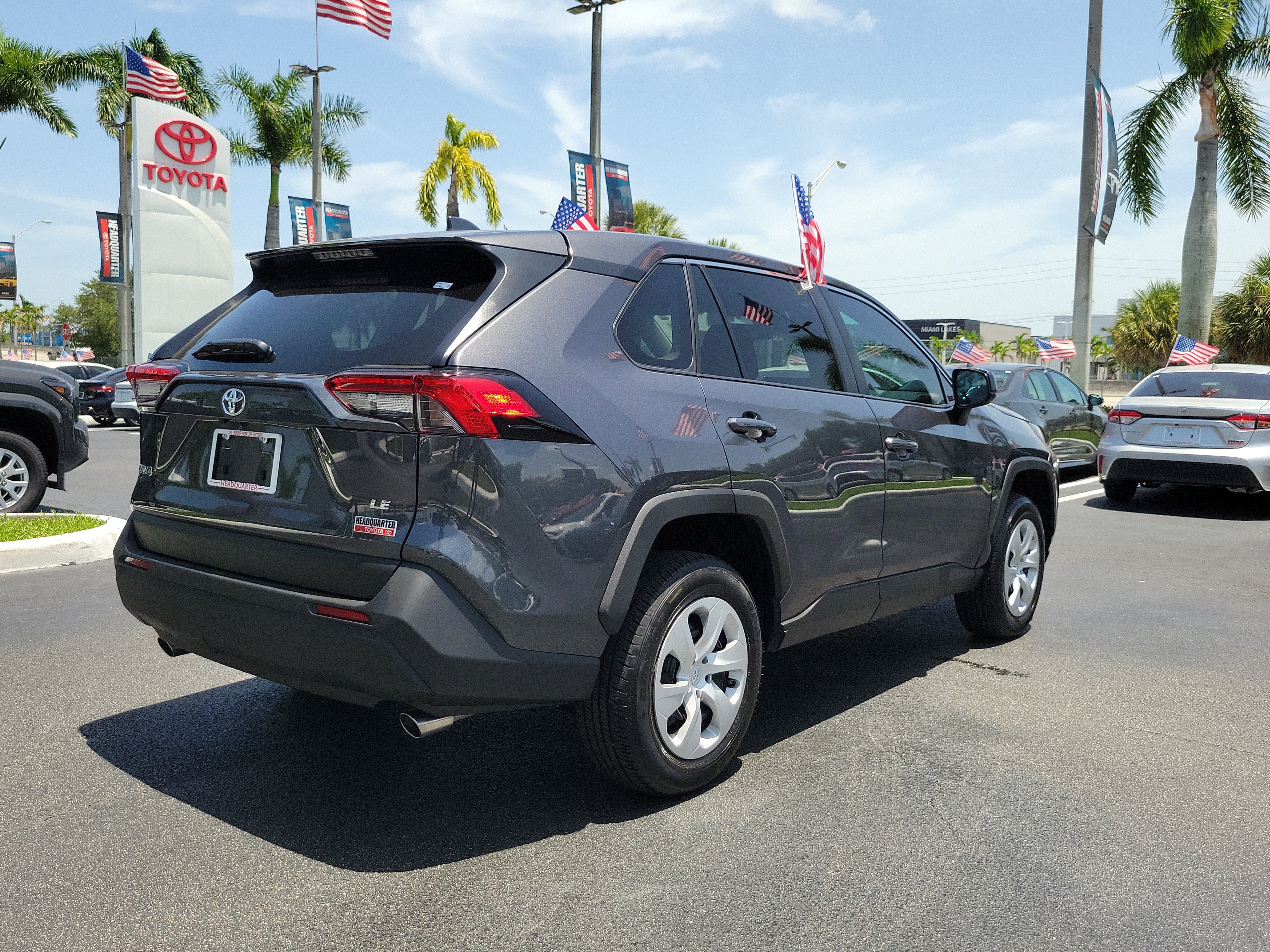 2025 Toyota RAV4 LE