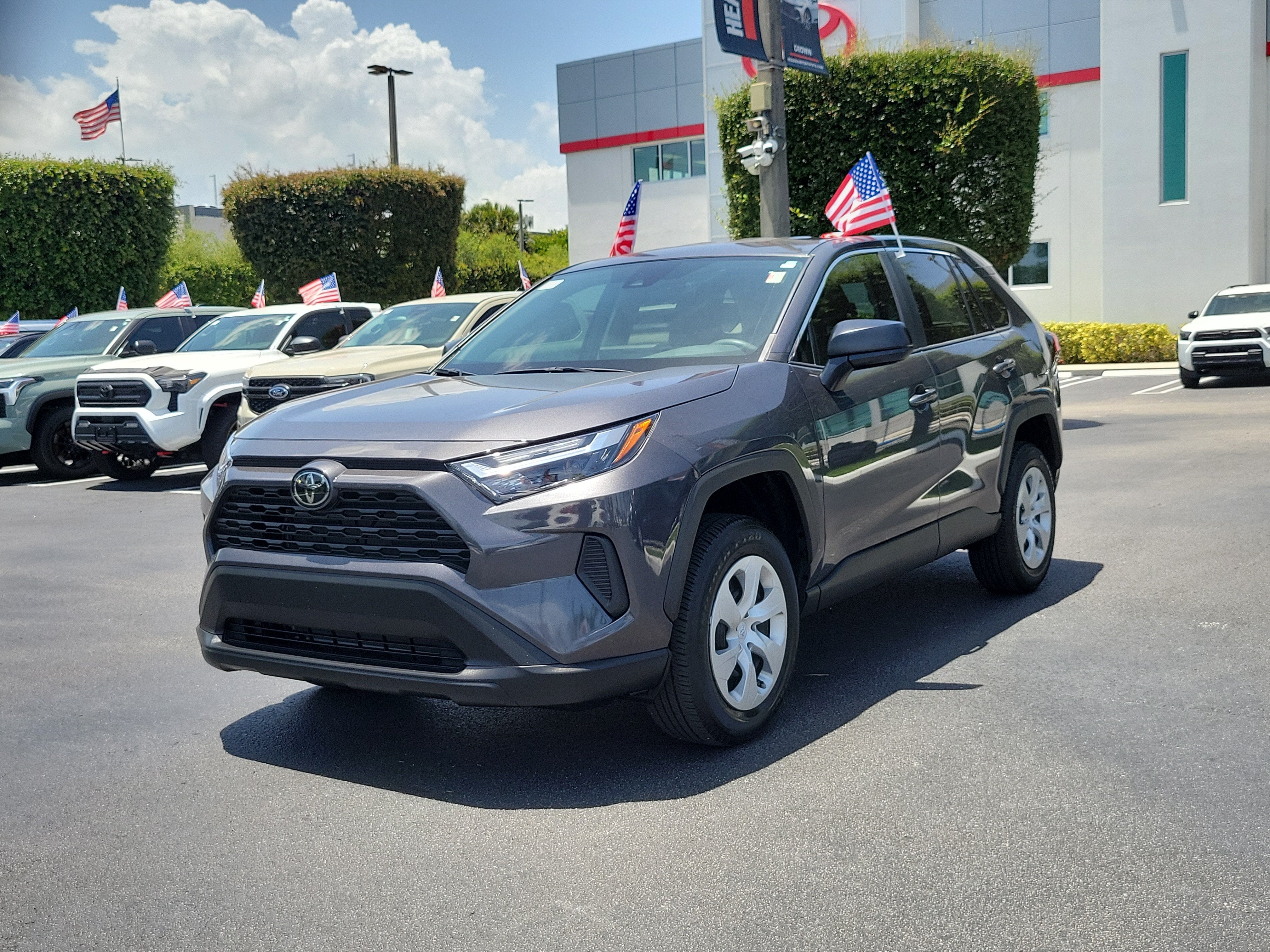 2025 Toyota RAV4 LE