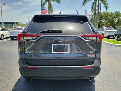 2025 Toyota RAV4 LE
