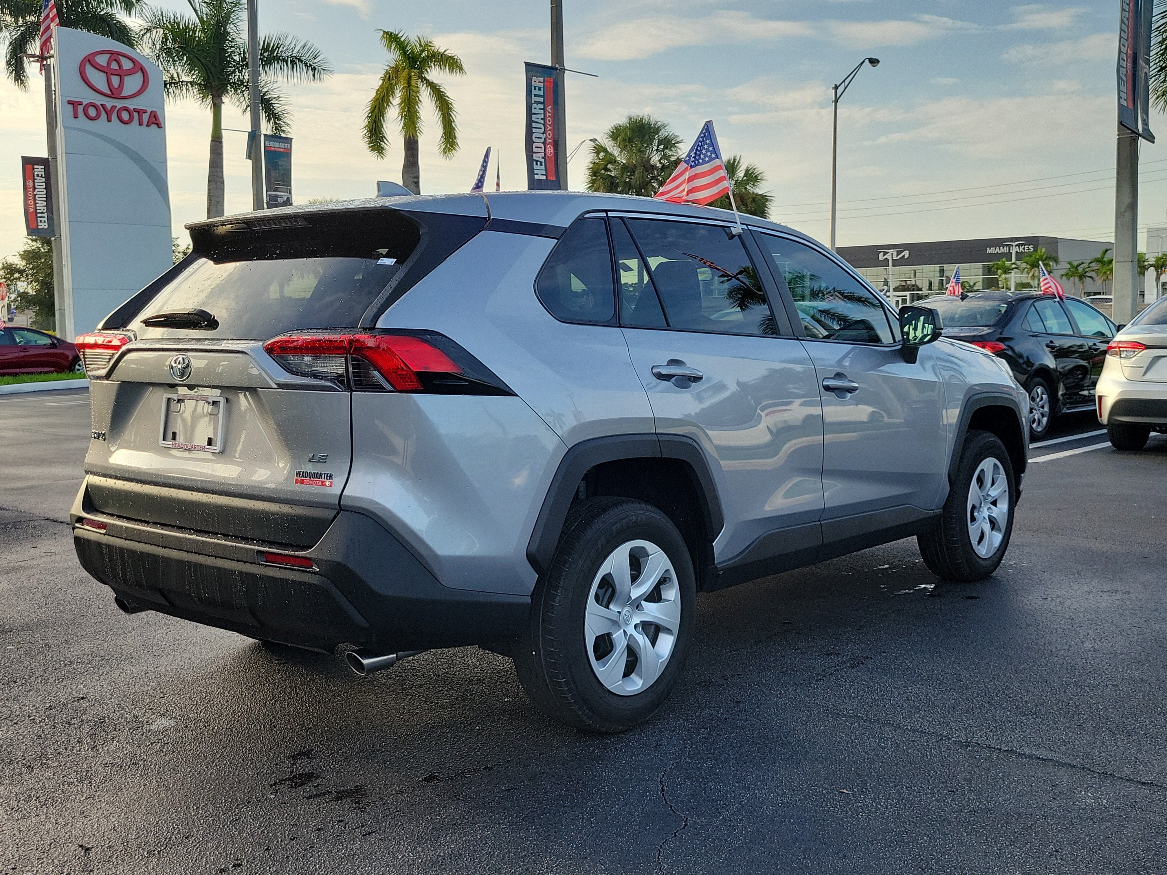 2025 Toyota RAV4 LE