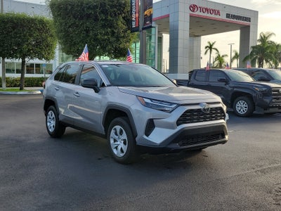 2025 Toyota RAV4 LE