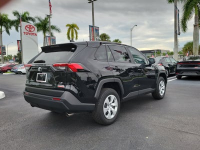 2025 Toyota RAV4 LE
