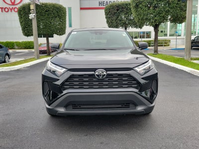 2025 Toyota RAV4 LE