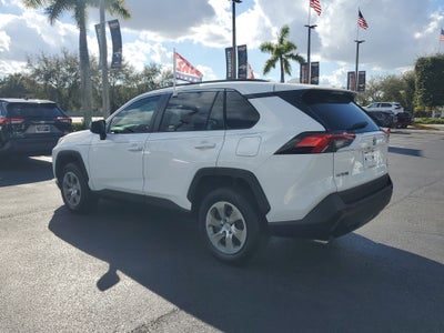 2019 Toyota RAV4 LE