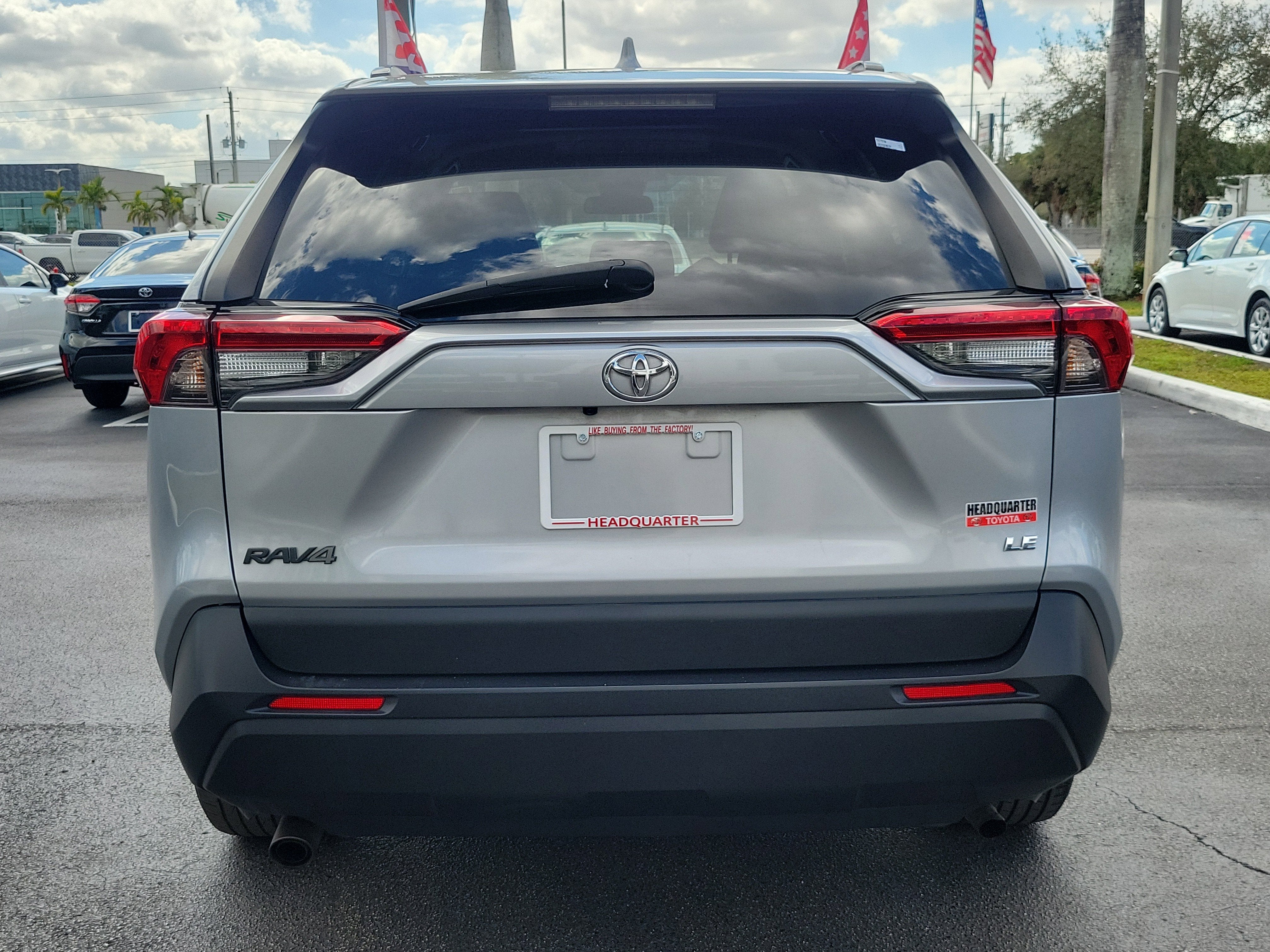 2021 Toyota RAV4 LE