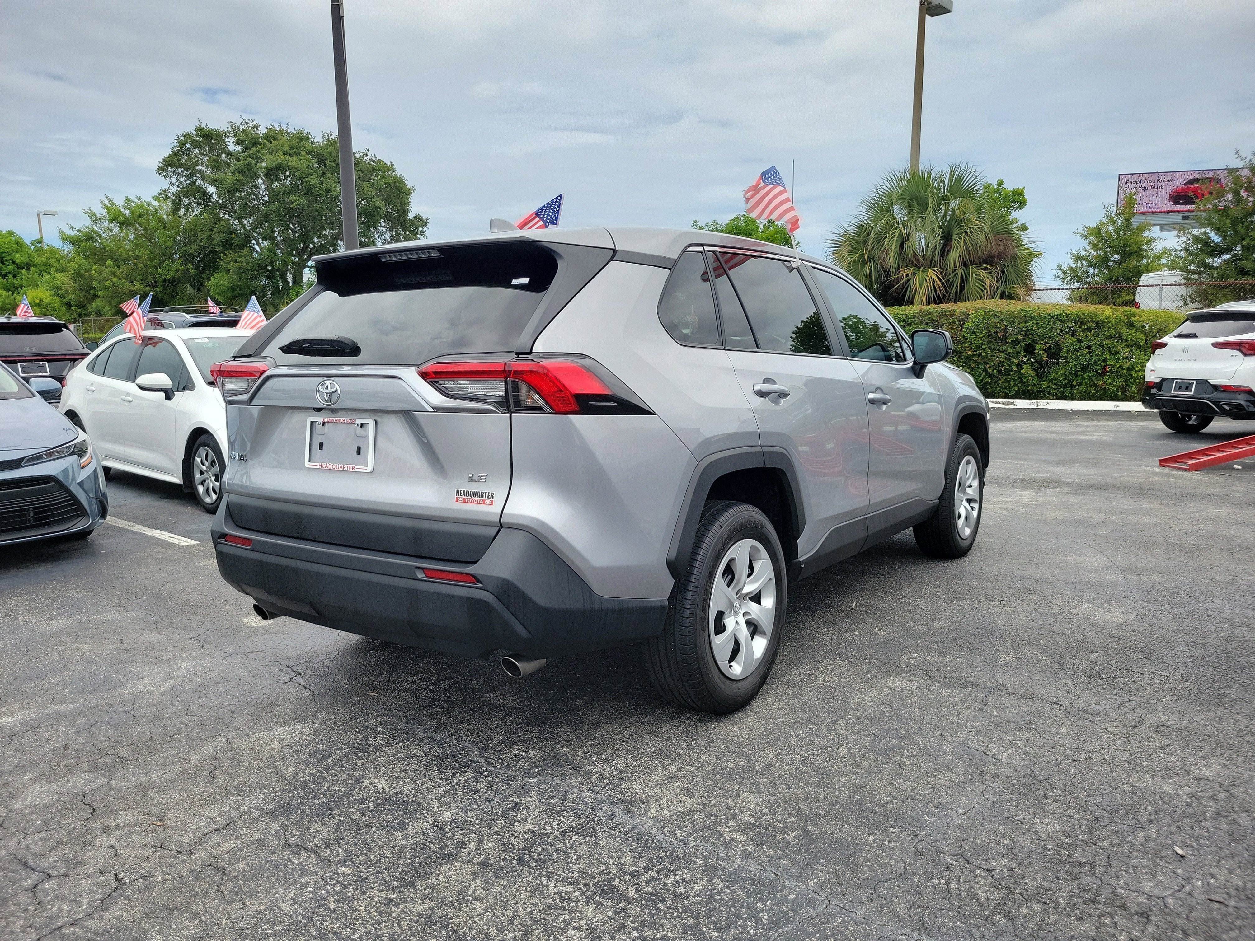 2024 Toyota RAV4 LE