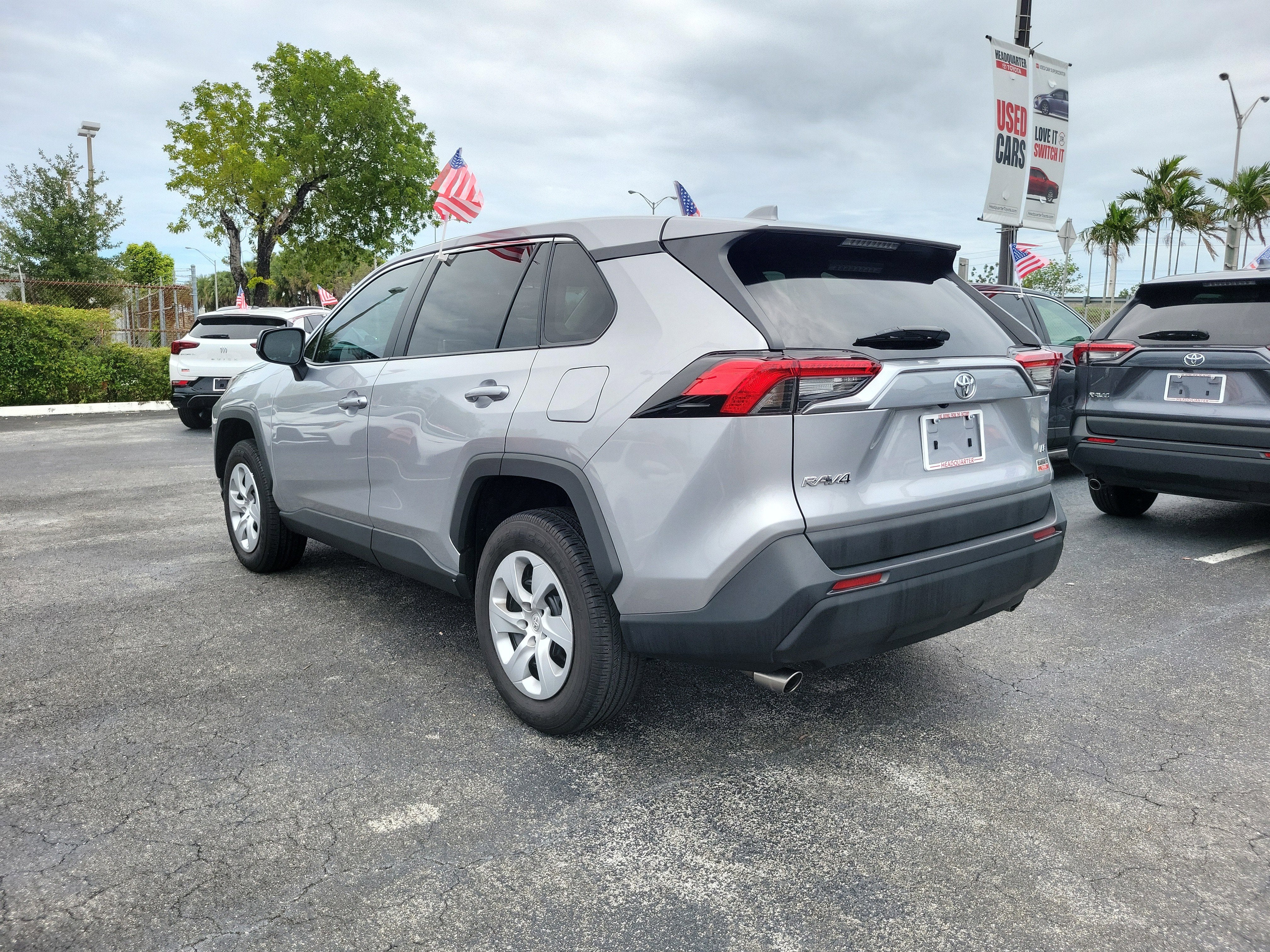 2024 Toyota RAV4 LE