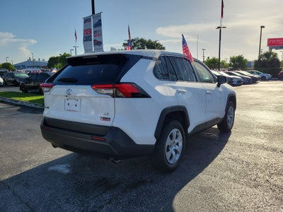 2025 Toyota RAV4 LE