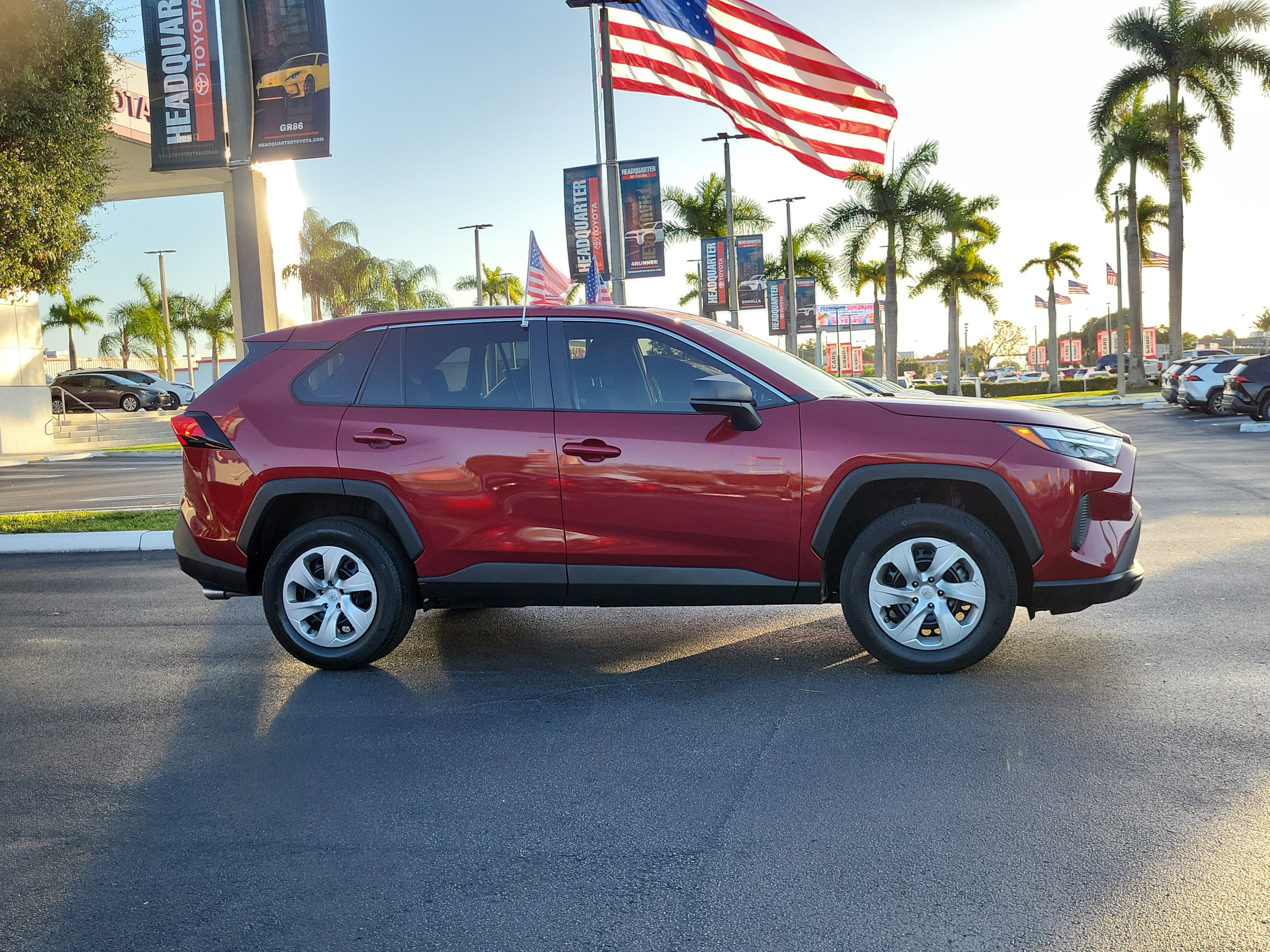 2023 Toyota RAV4 LE
