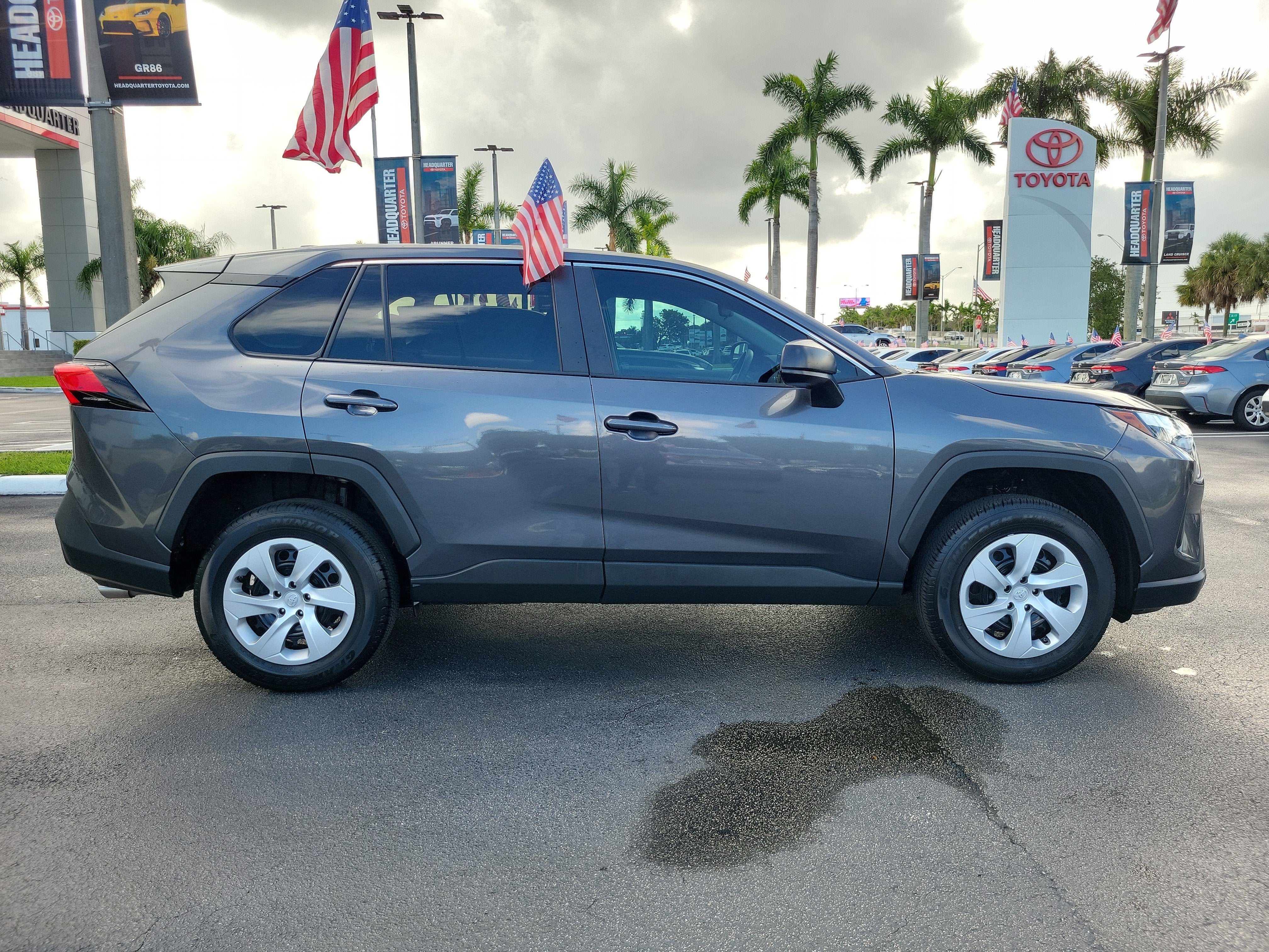 2024 Toyota RAV4 LE