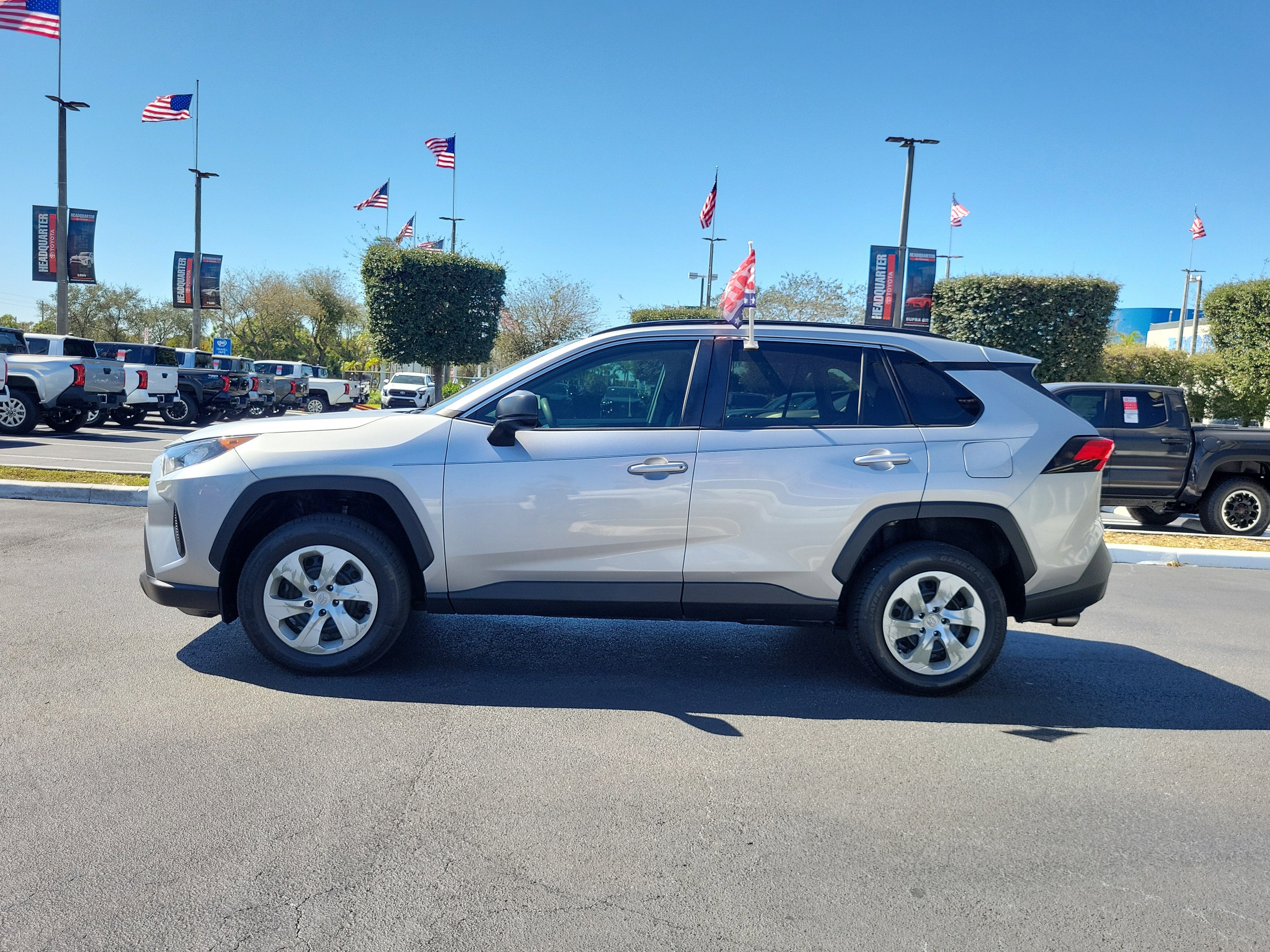 2019 Toyota RAV4 LE