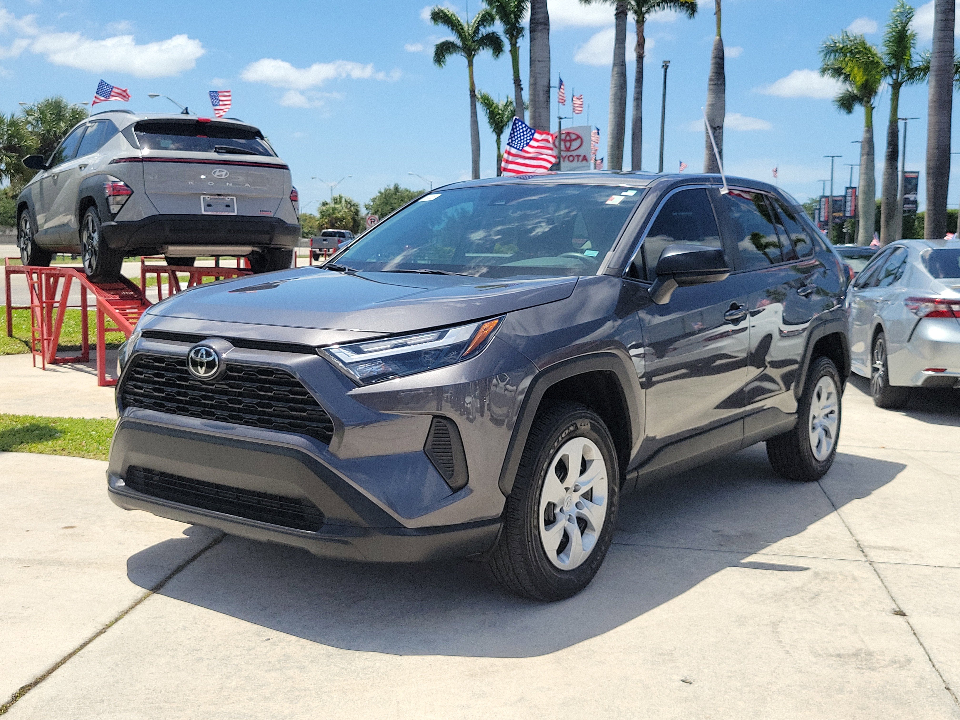 2024 Toyota RAV4 LE